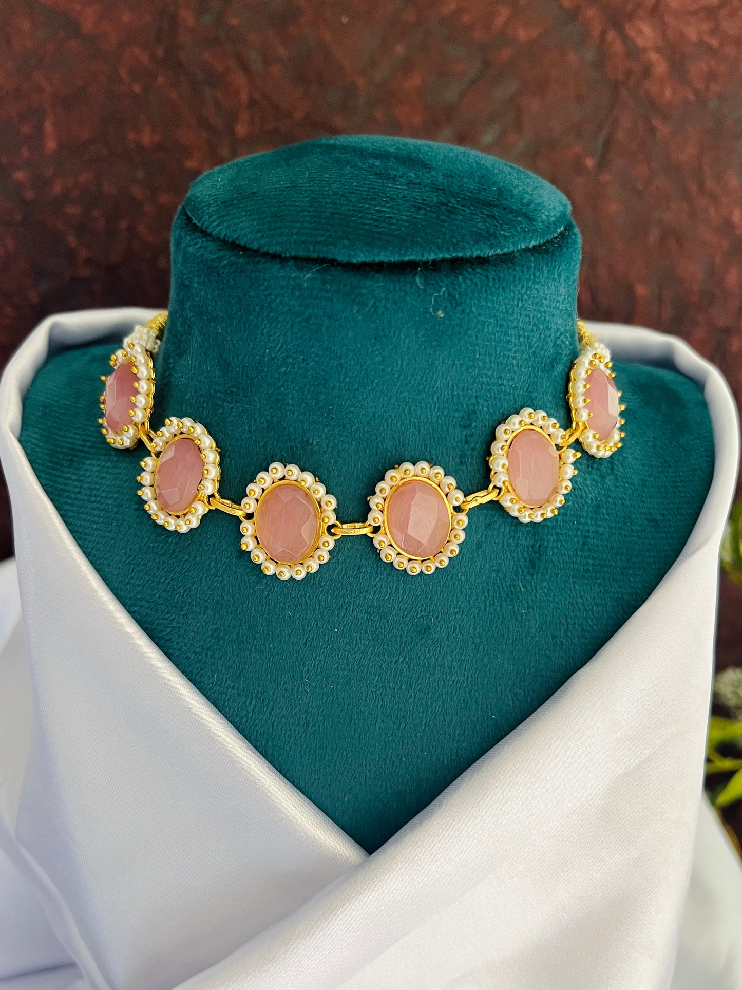 TRENDY GEMSTONE PINK CHOKER DB-GP1760Z2