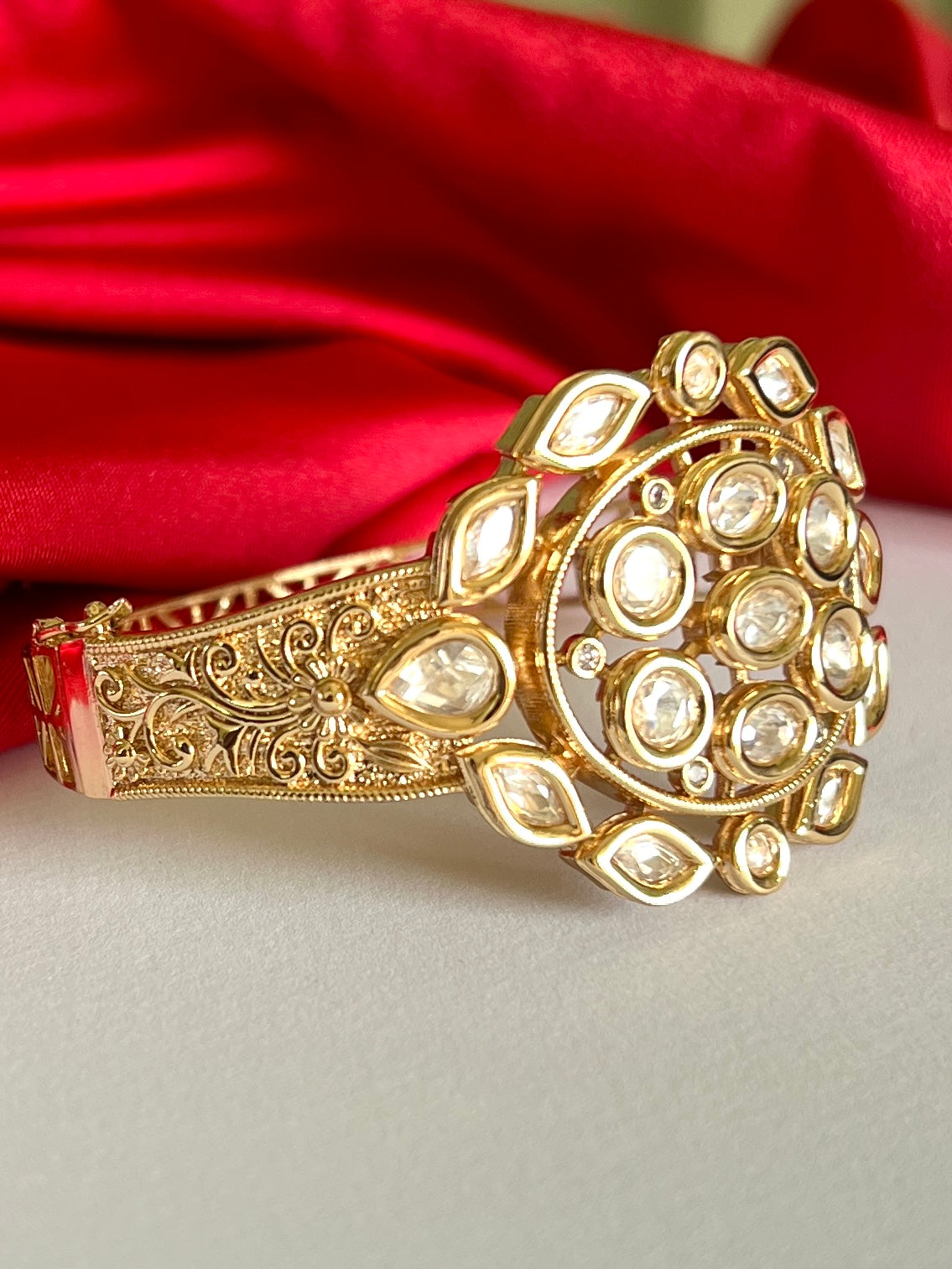 Gold Plated Kundan Openable Kada/ Bracelet DB-GP11400Z2