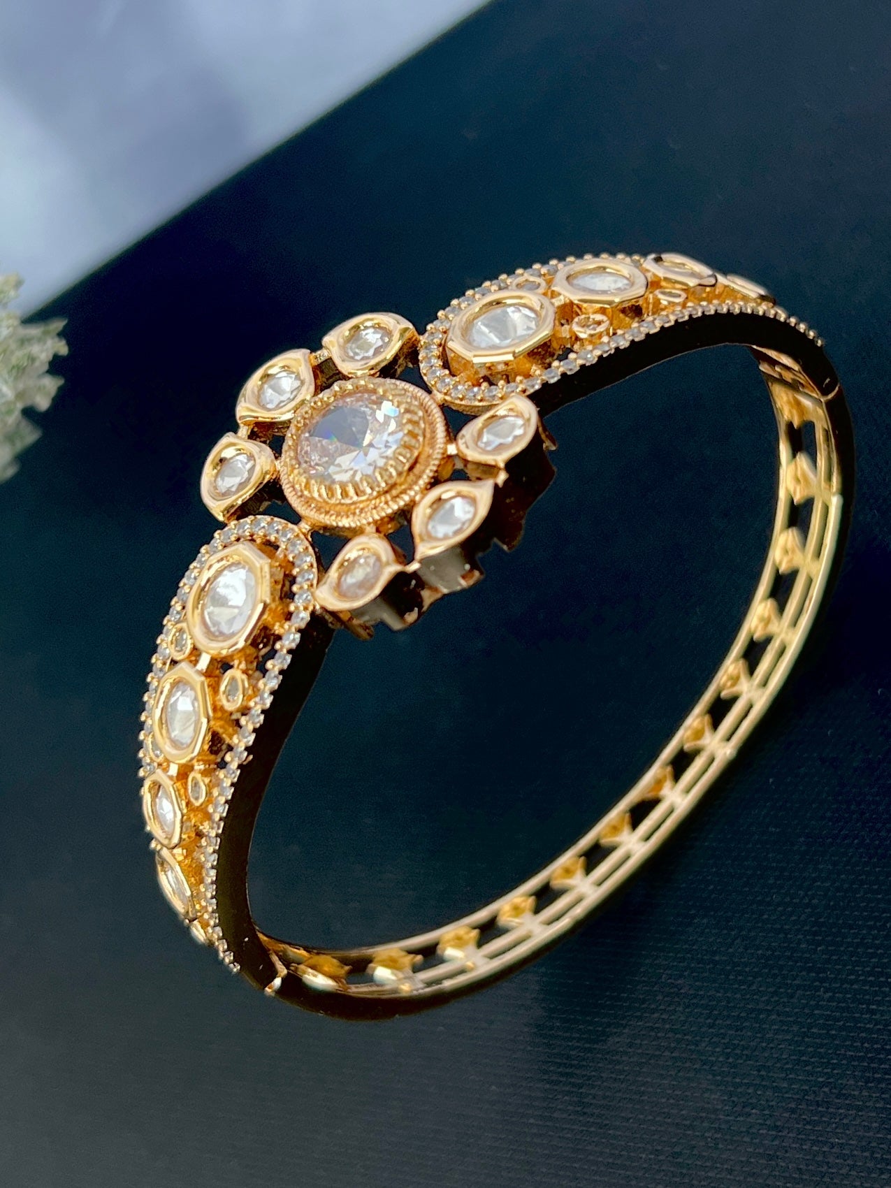 Gold Plated Kundan Openable Kada/ Bracelet DB-GP11100Z2