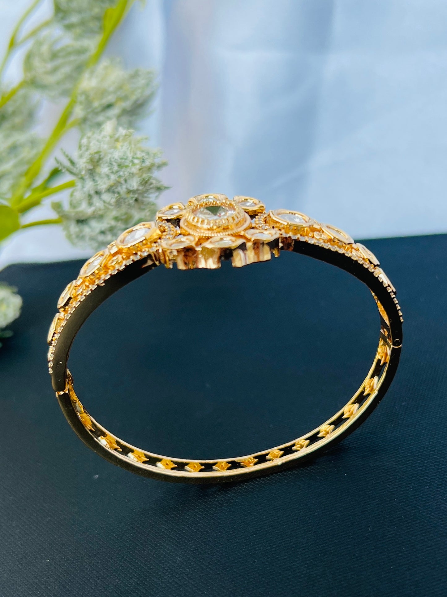 Gold Plated Kundan Openable Kada/ Bracelet DB-GP11100Z2
