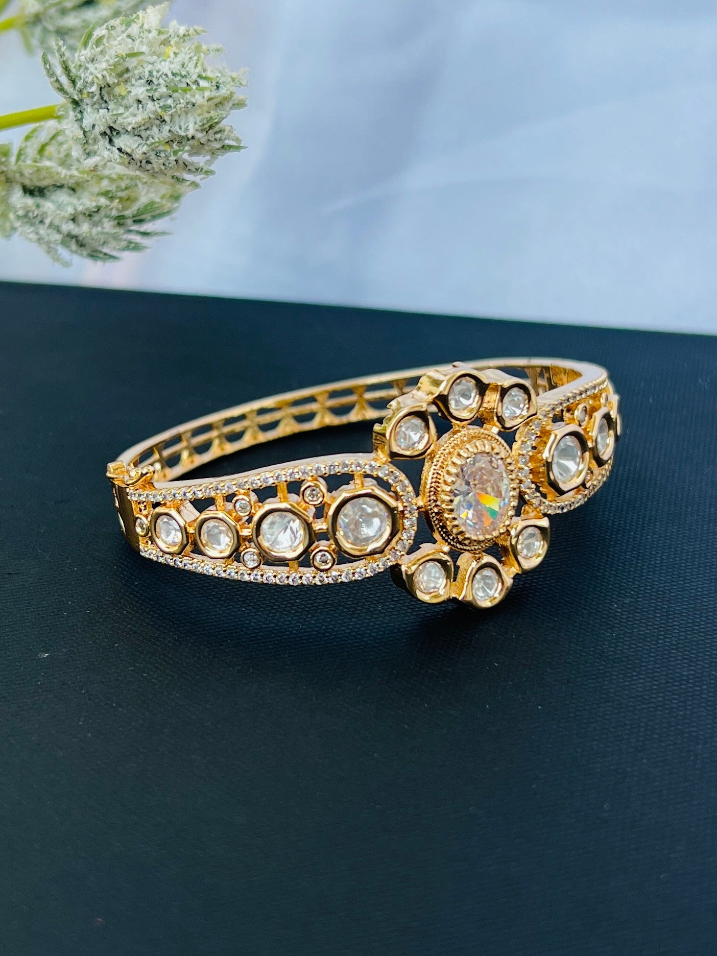 Gold Plated Kundan Openable Kada/ Bracelet DB-GP11100Z2