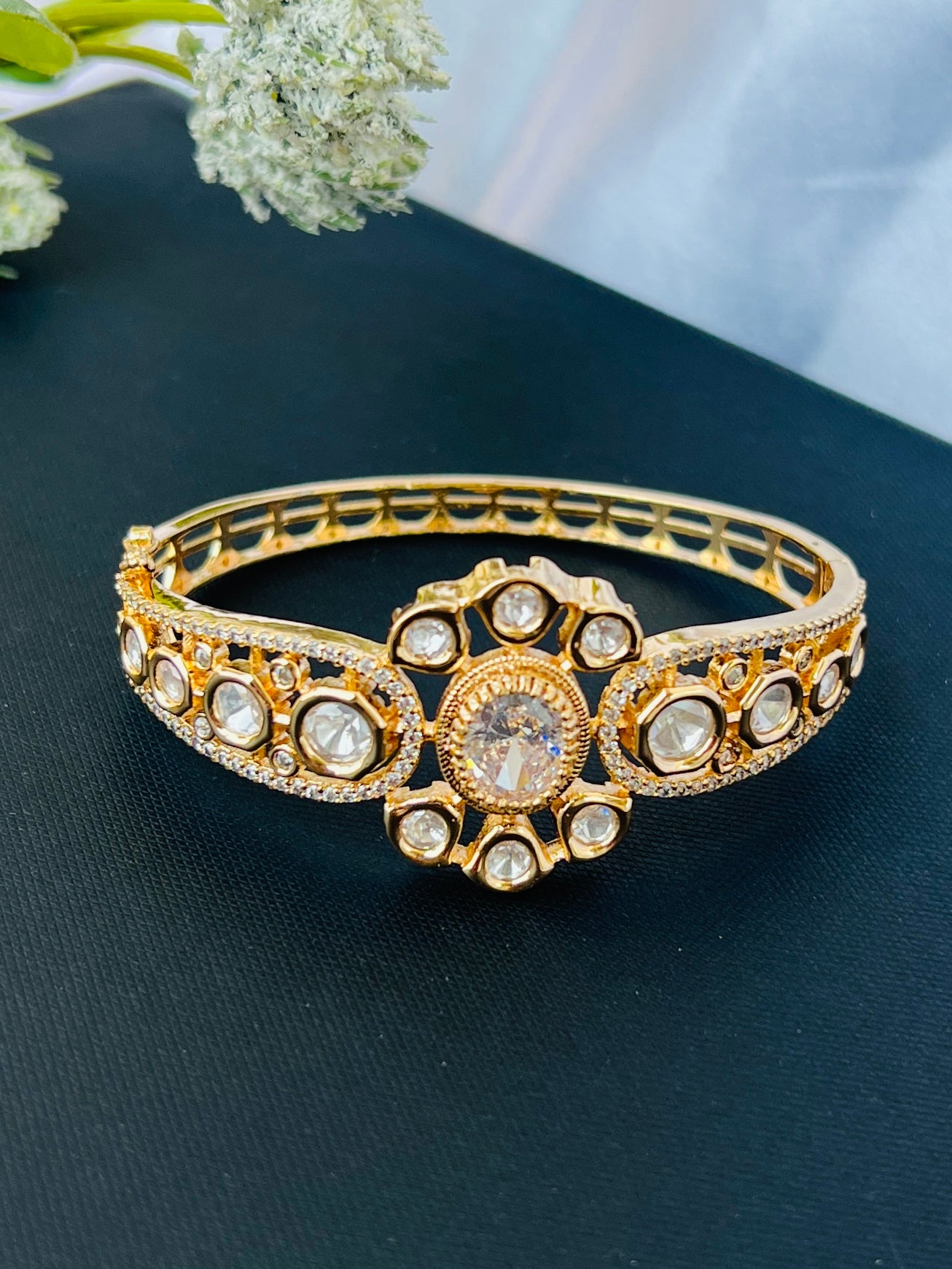 Gold Plated Kundan Openable Kada/ Bracelet DB-GP11100Z2