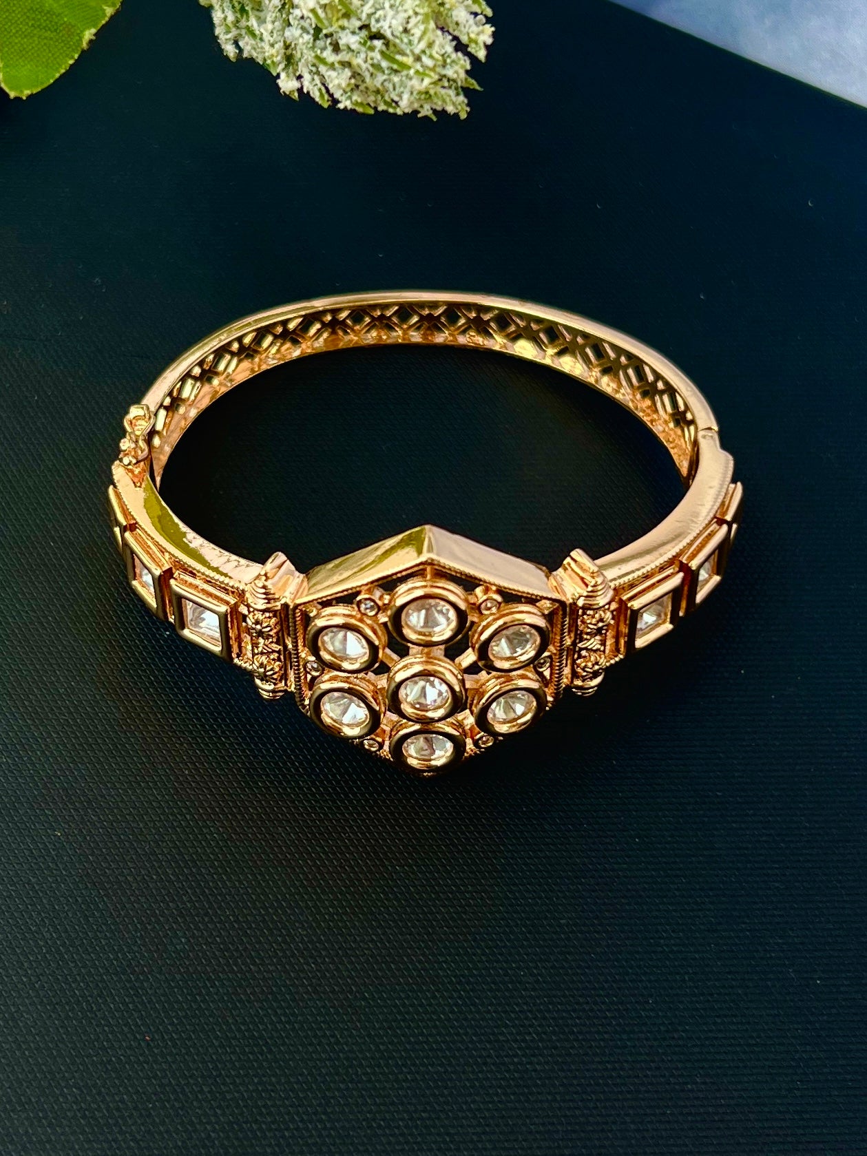 Gold Plated Kundan Openable Kada/ Bracelet DB-GP11200Z2