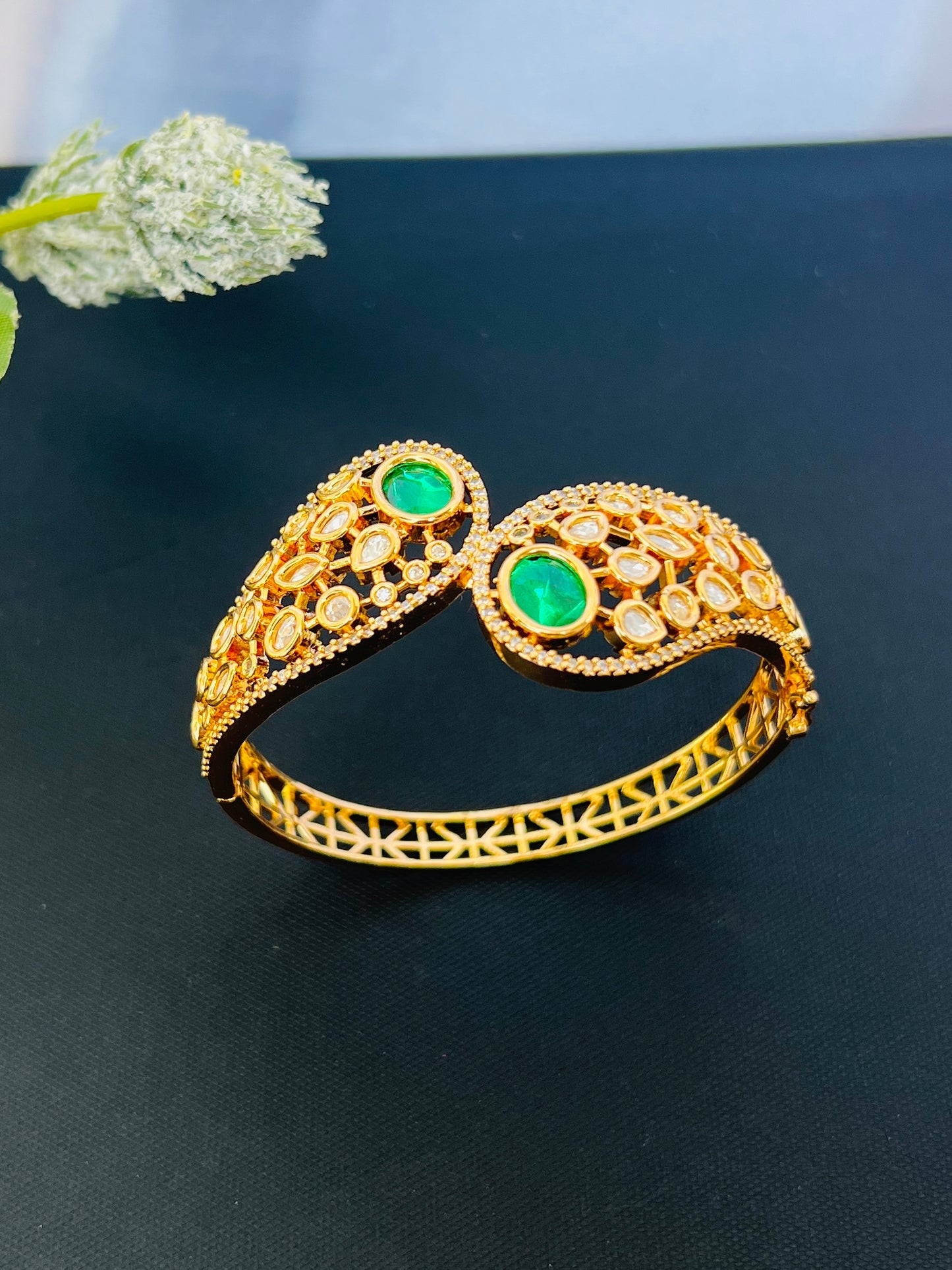 Gold Plated Kundan Openable Kada/ Bracelet DB-GP11100Z2
