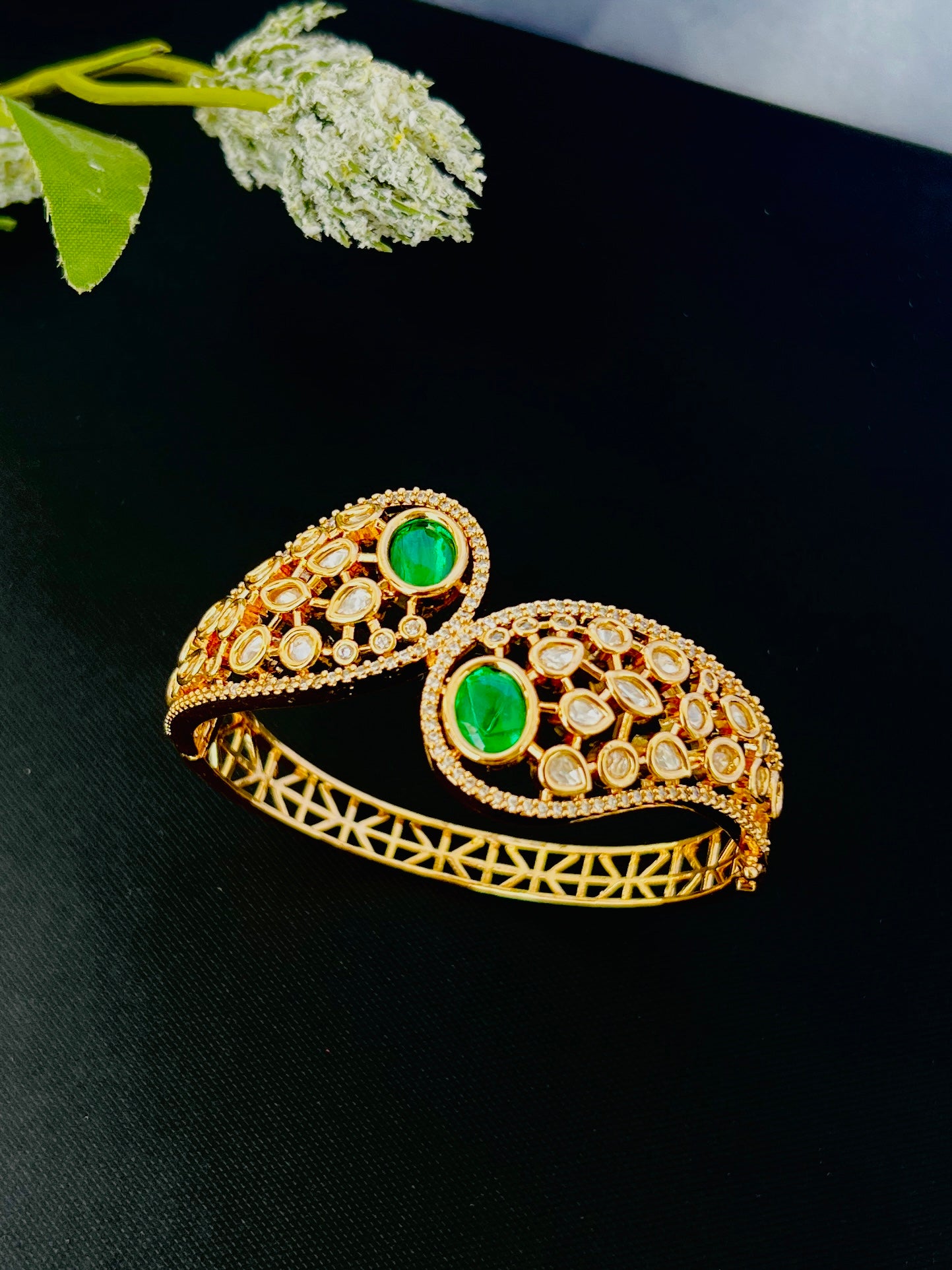 Gold Plated Kundan Openable Kada/ Bracelet DB-GP11100Z2