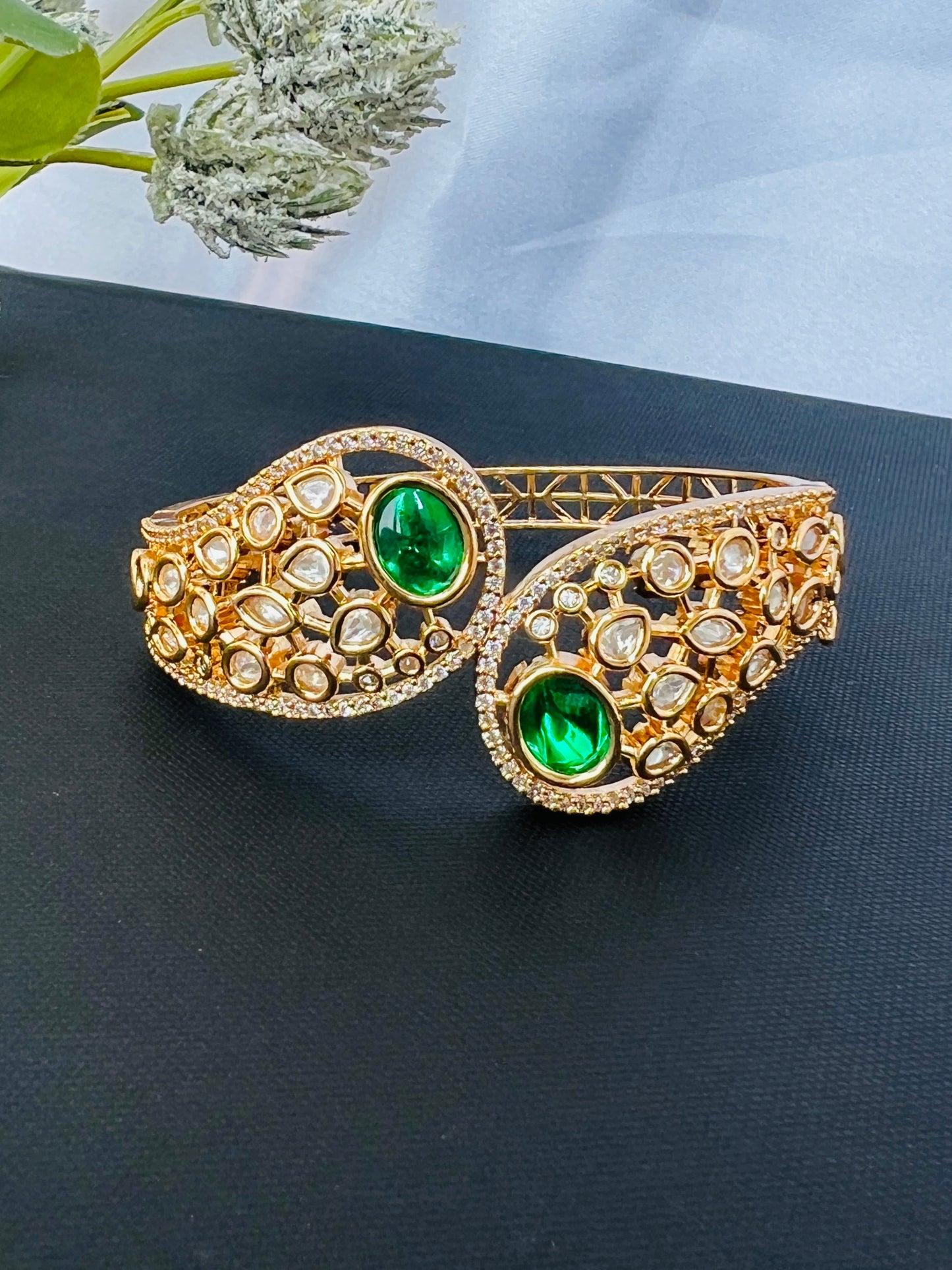 Gold Plated Kundan Openable Kada/ Bracelet DB-GP11100Z2