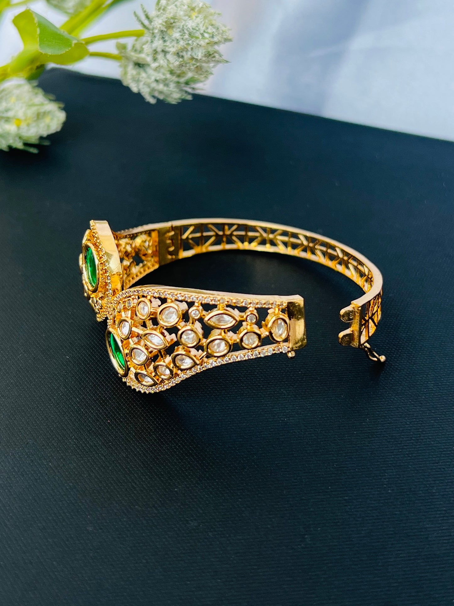 Gold Plated Kundan Openable Kada/ Bracelet DB-GP11100Z2