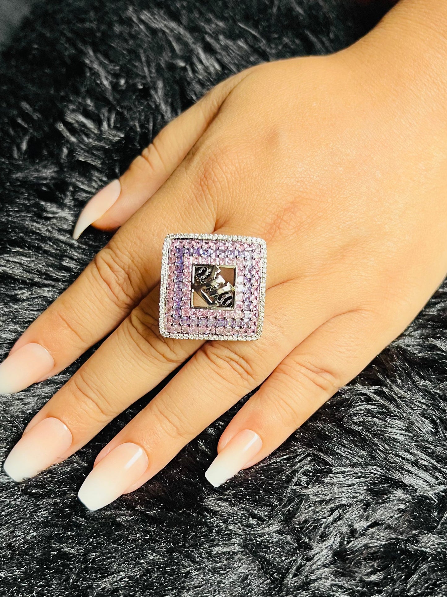 LV COCKTAIL PARTY PURPLE AD RING DB-AD110700Z2