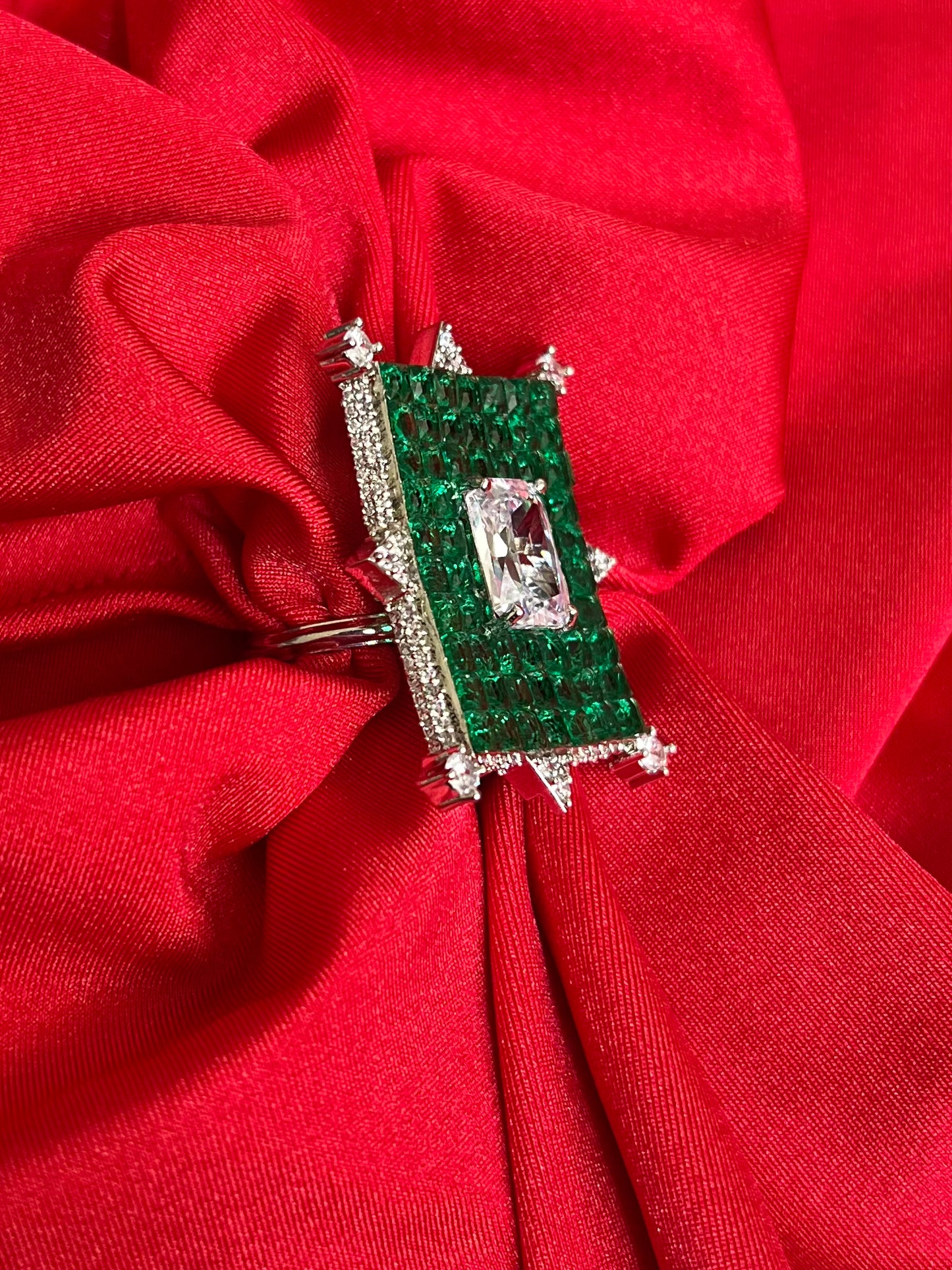 GREEN COCKTAIL PARTY AD RING DB-AD19500Z2