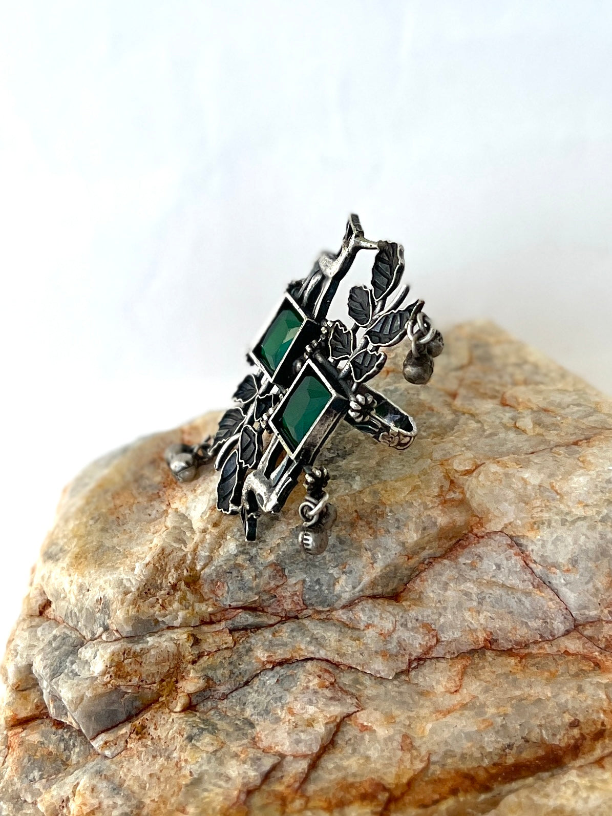 Latika Oxidised Finger Ring DB-OX5000Z2