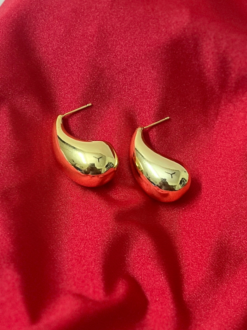 GOLDEN TEARDROP EARRINGS DB-GP1600ZR