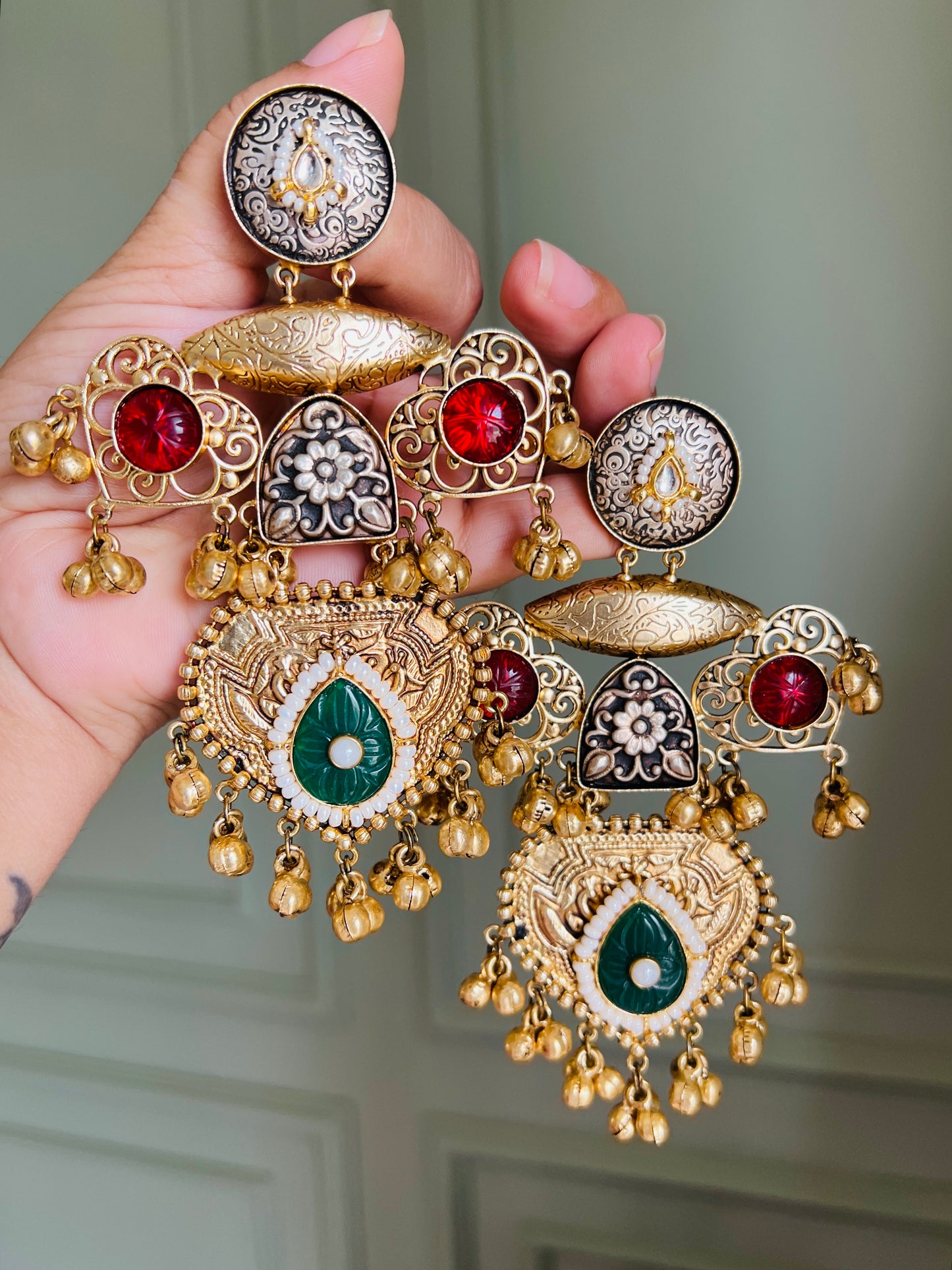 Khwaab Statement Dangler Earrings DB-GP128000Z2
