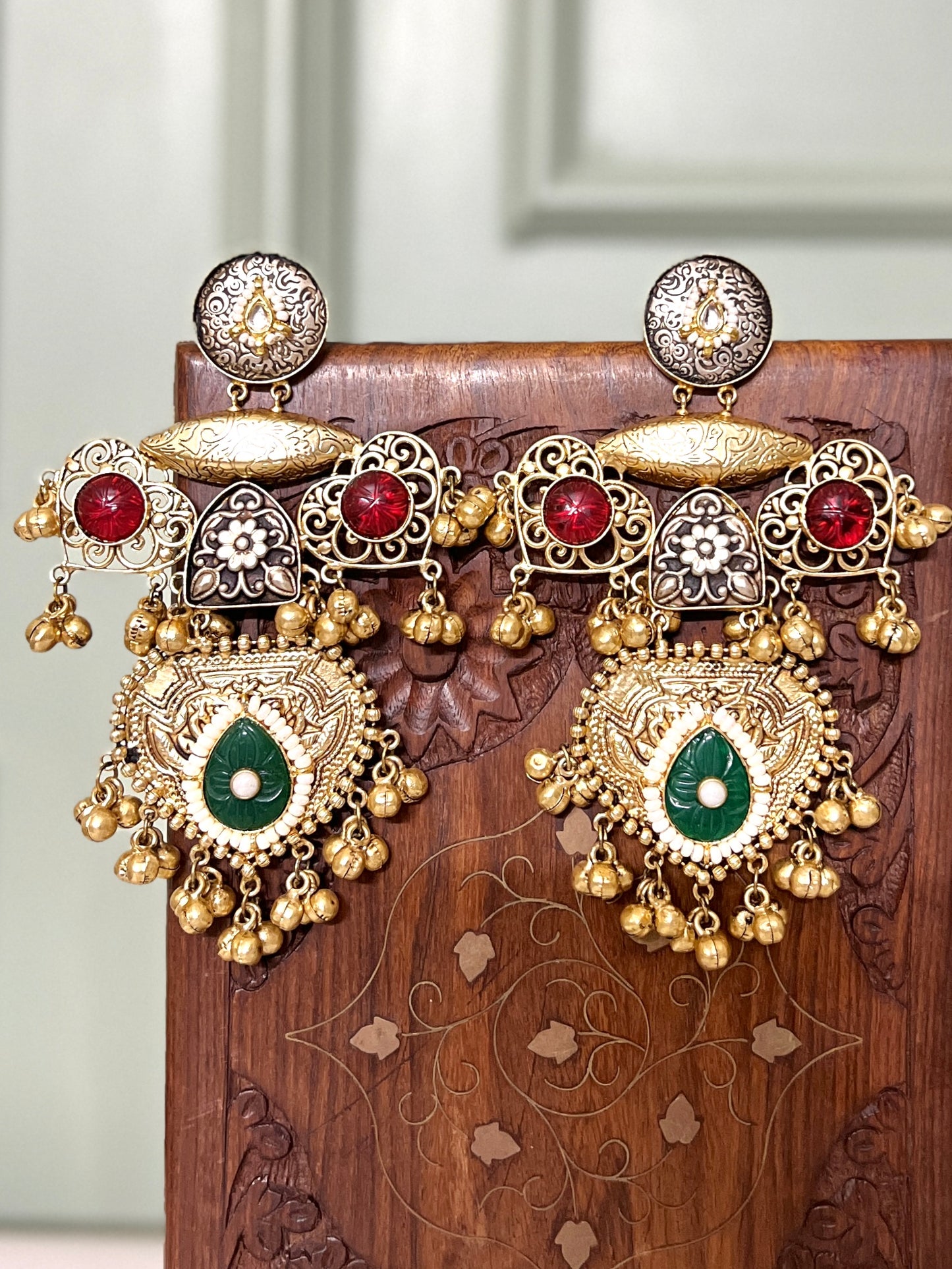 Khwaab Statement Dangler Earrings DB-GP128000Z2