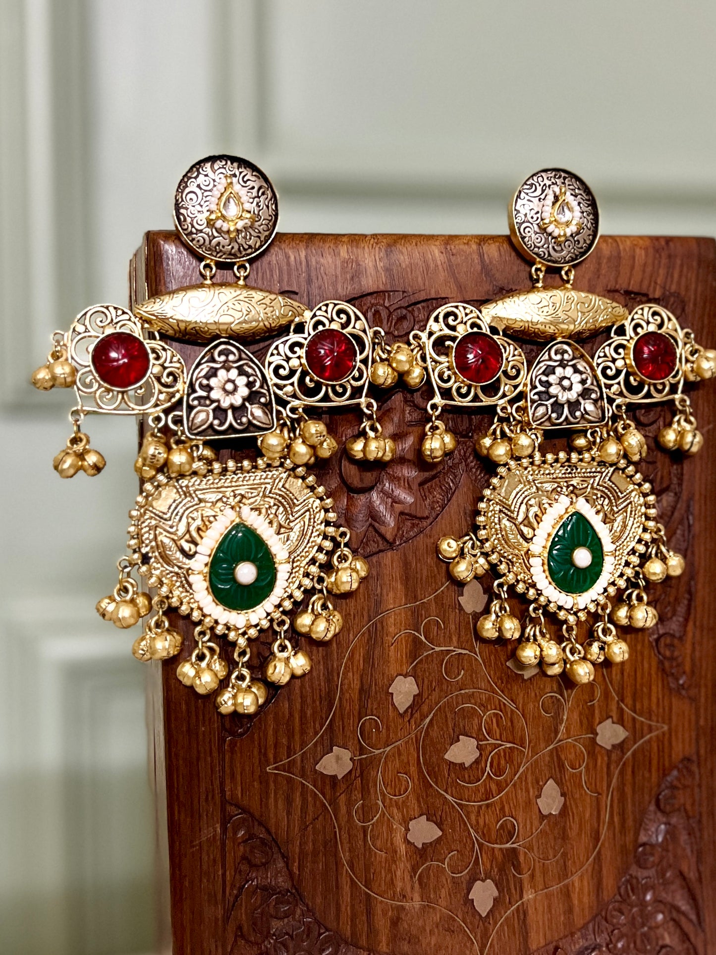 Khwaab Statement Dangler Earrings DB-GP128000Z2