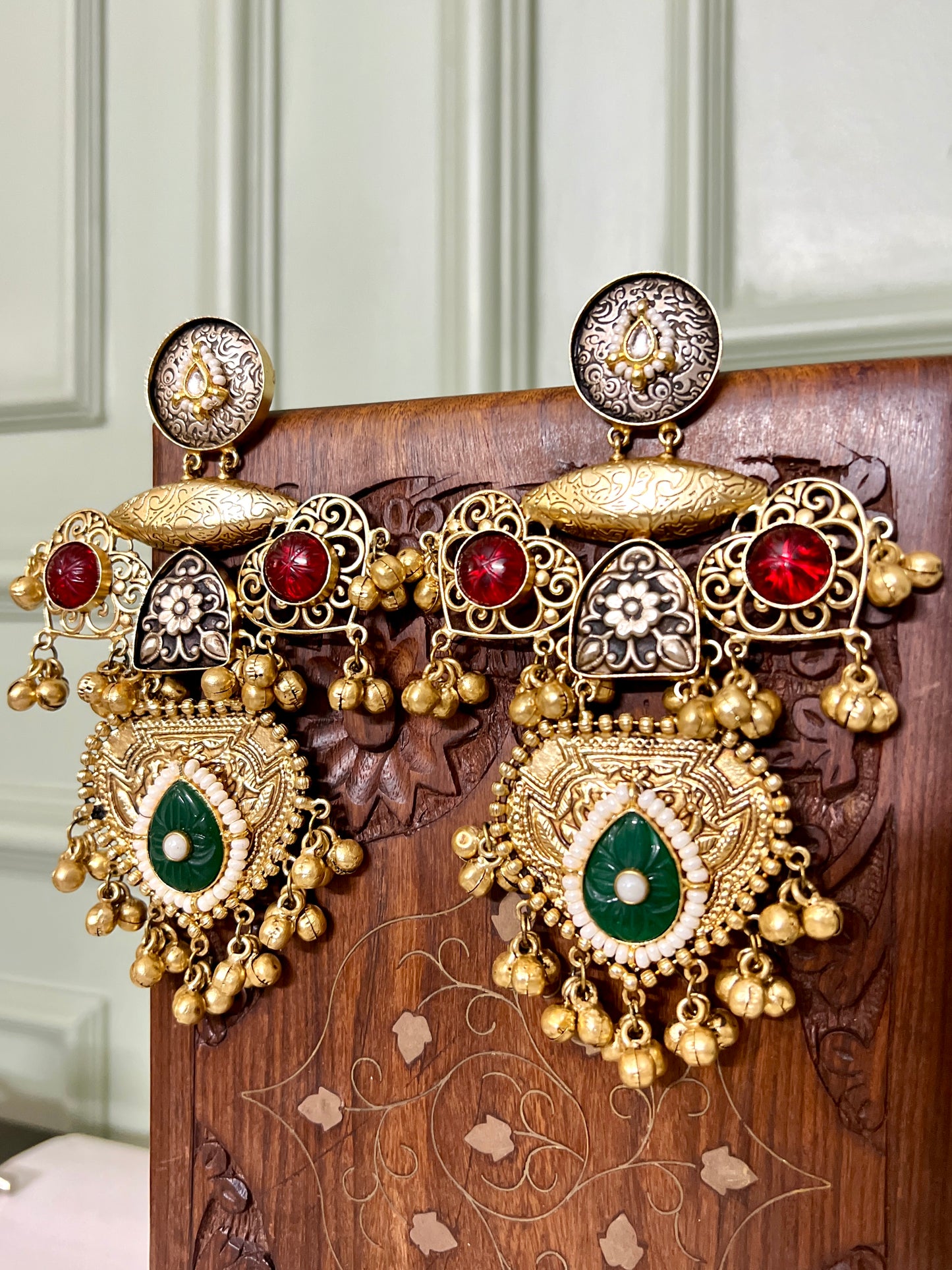 Khwaab Statement Dangler Earrings DB-GP128000Z2