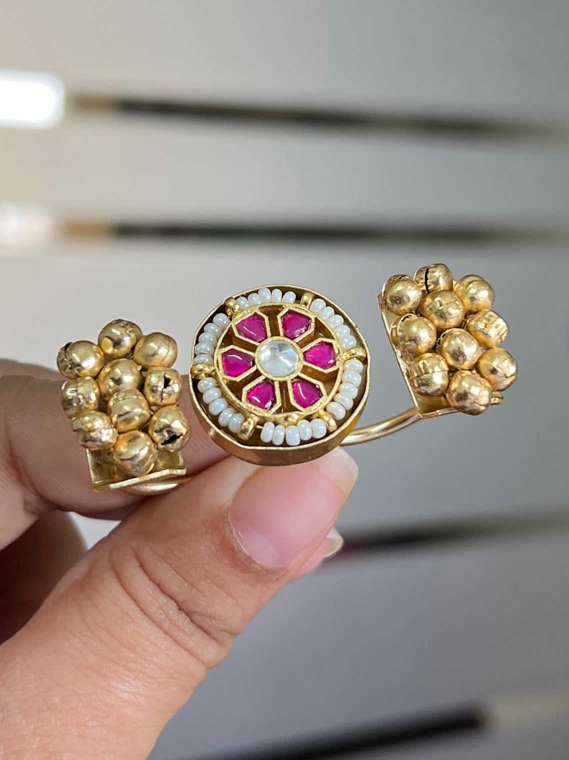 Nandini Kundan Golden Ring DB-GP1600Z2