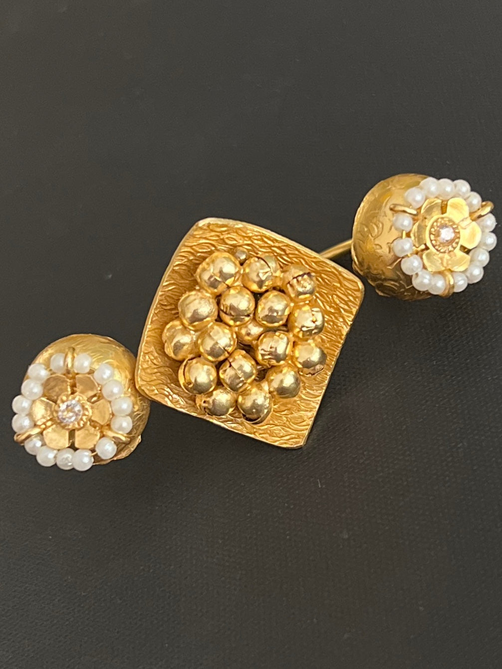 Niharika Double Finger Ring DB-GP15001Z2