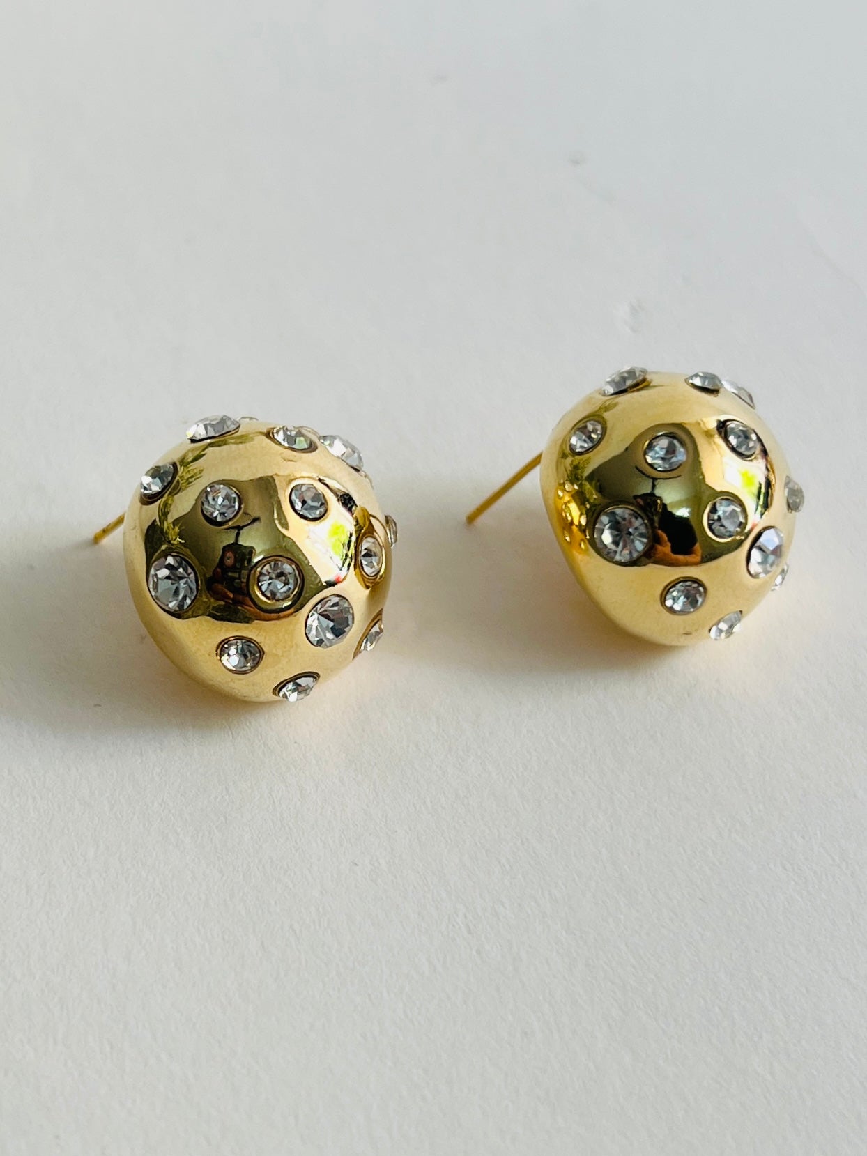 GOLD DIAMOND STUDDED STUDS DB-GP18002Z1
