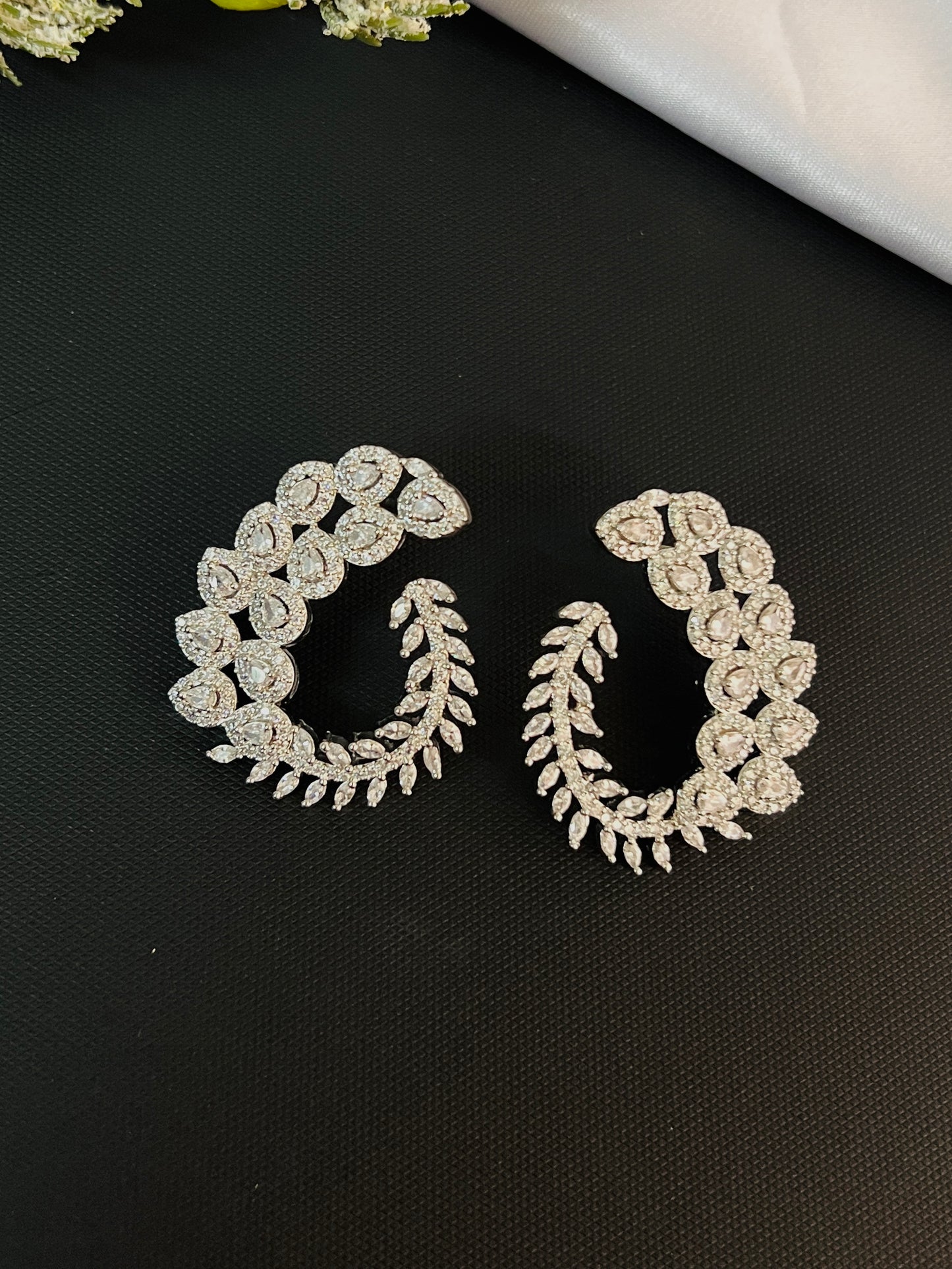 ZUBIYA ZIRCONIA STUDS DB-AD1760Z2