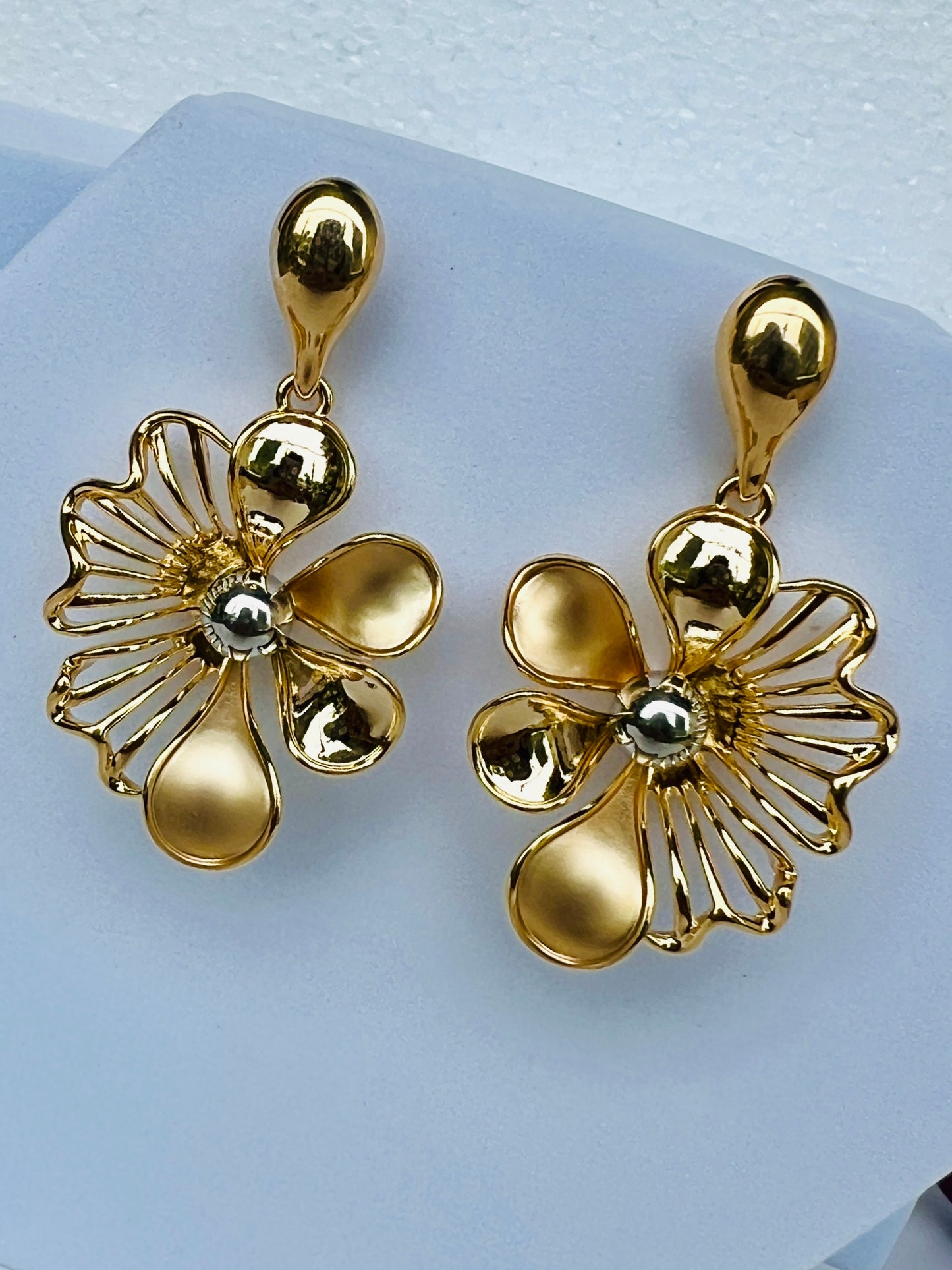 GOLD FLOURISH EARRINGS DB-GP800ZR