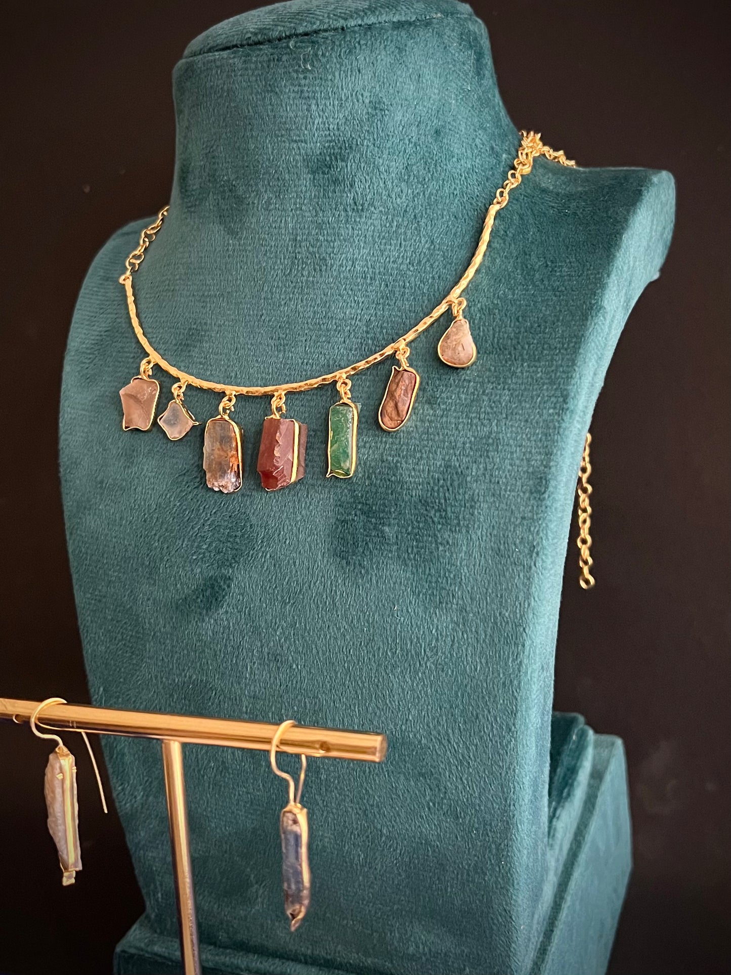 Uncut & Semi Precious Gemstone Necklace DB-GN1948Z1