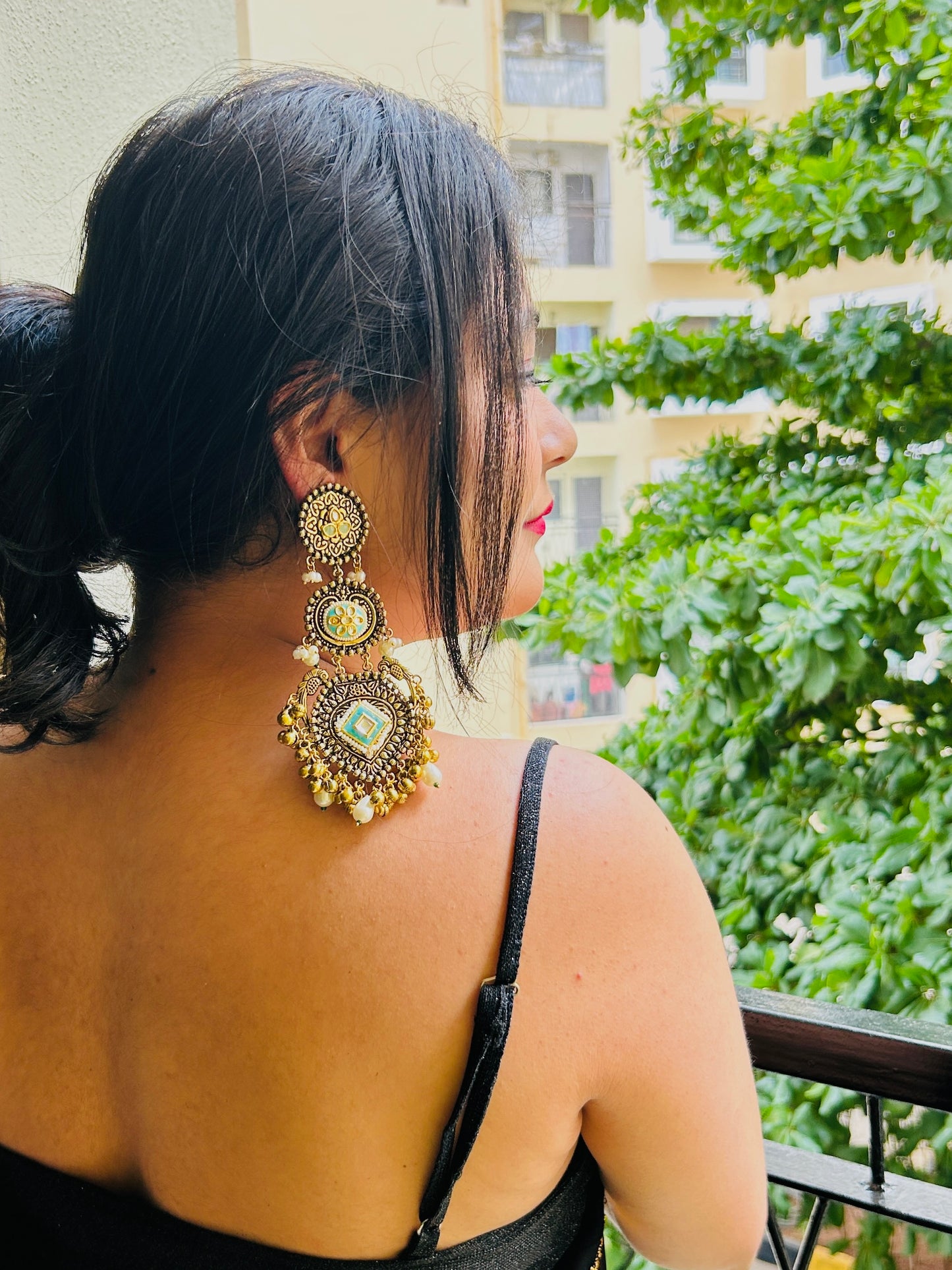 Nargis Statement Dangler Earring DB-GP117200Z2