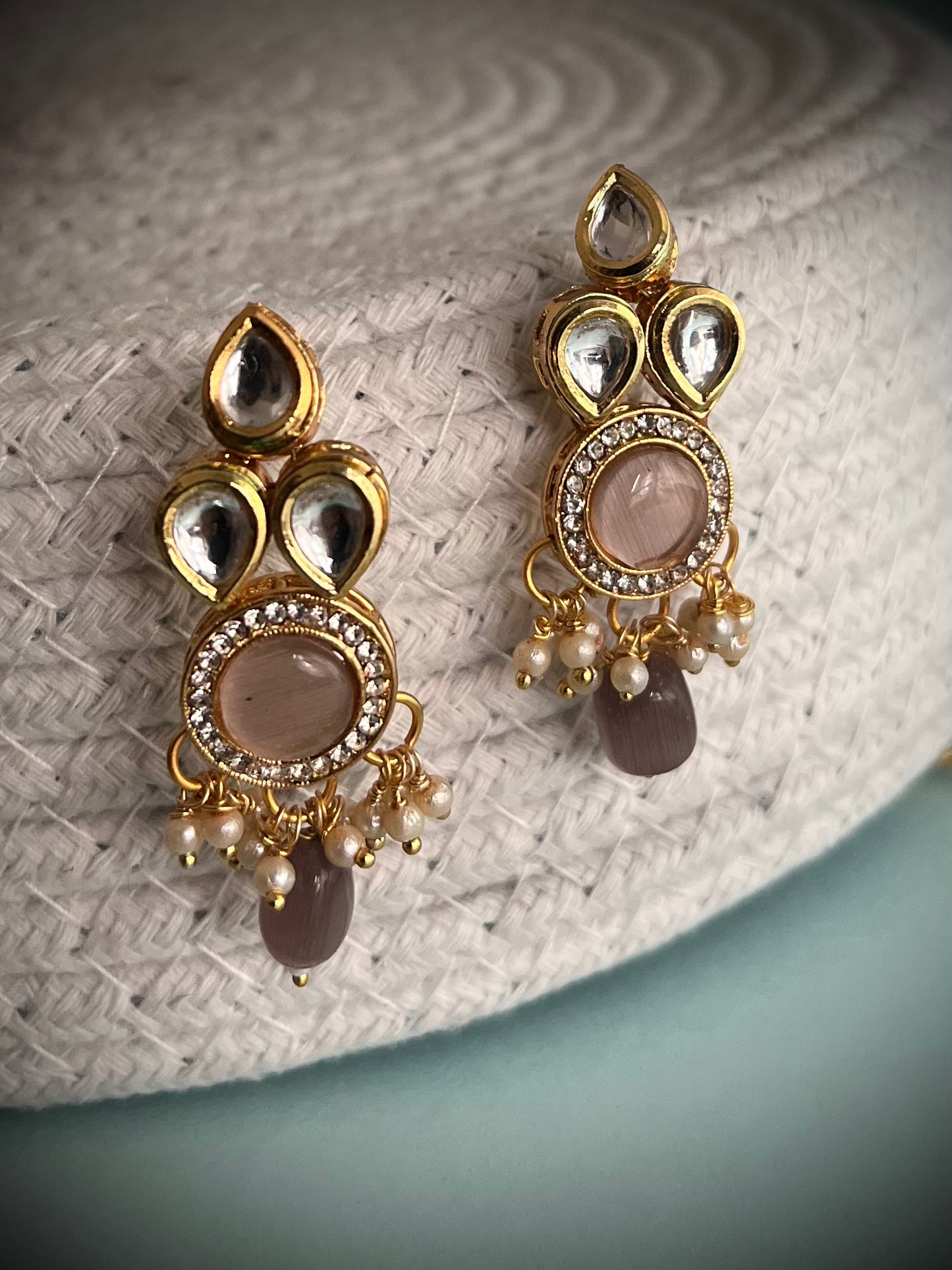 Kundan Necklace with Mauve Monalisa stone & Beads DB-KN11205Z