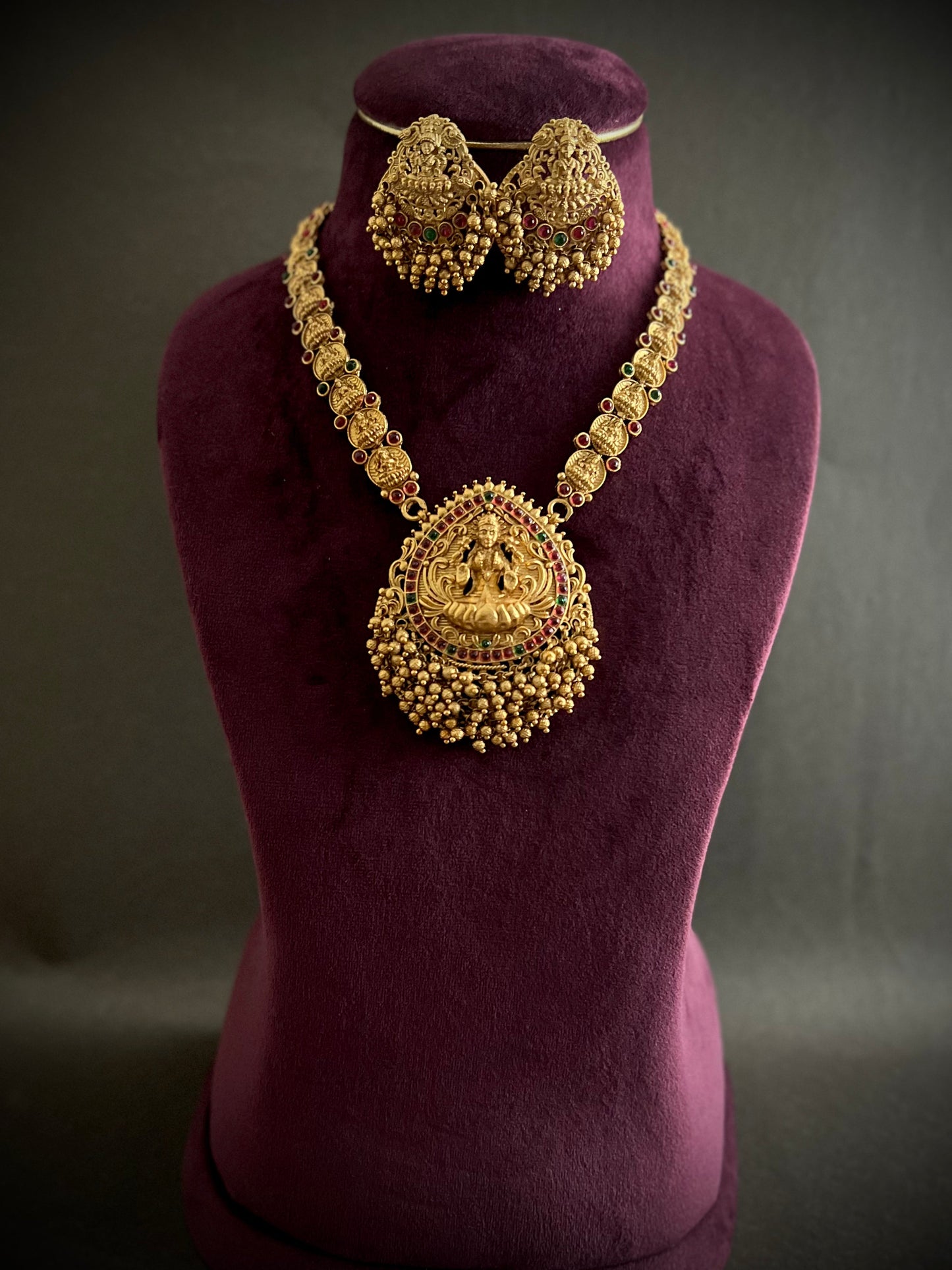 Antique Gold-Plated Temple Jewellery Necklace DB-GP12460Z6