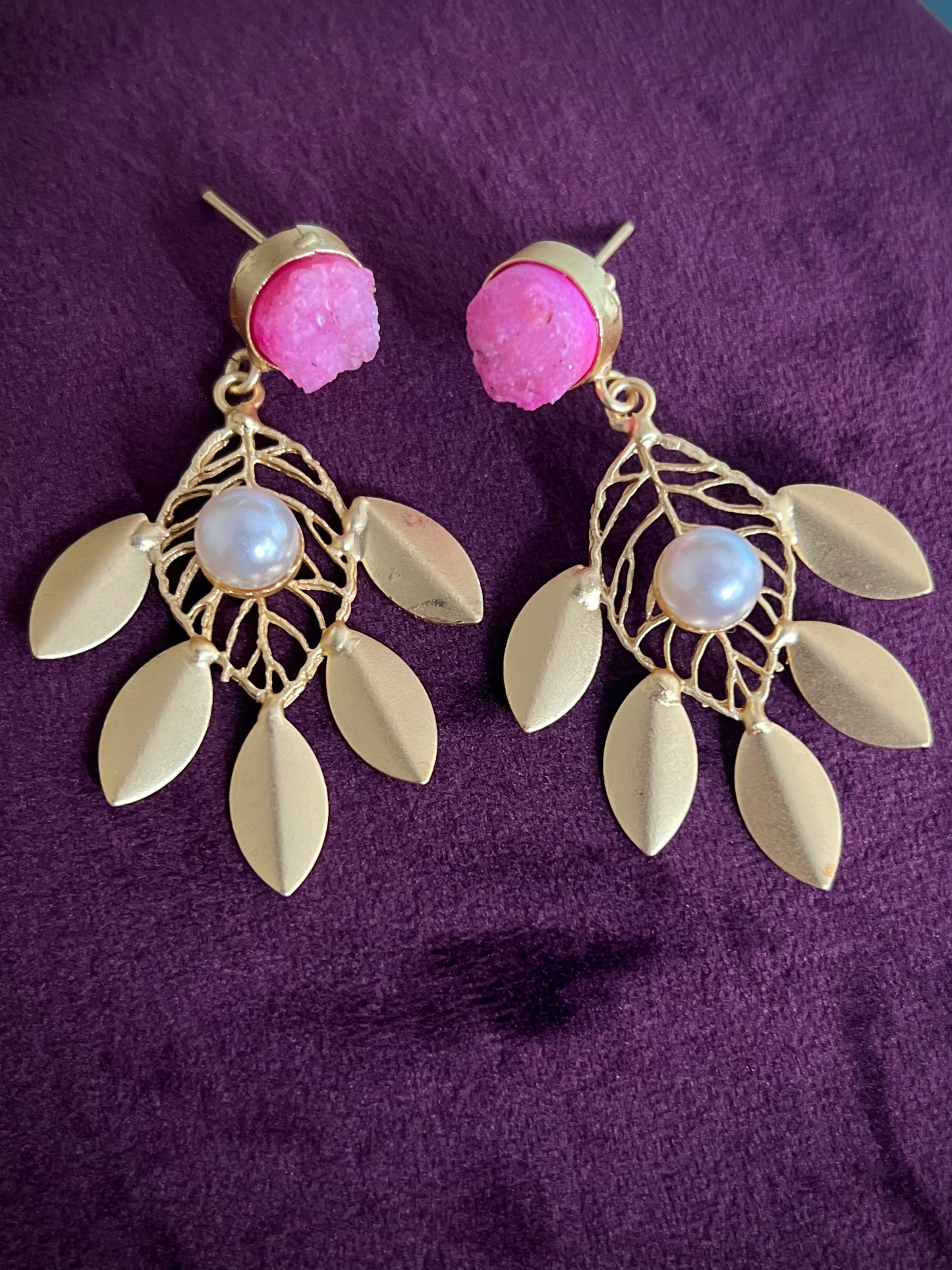 Leafy Pattern Trendy Gold Brass Dangler Earrings DB-BR1300Z