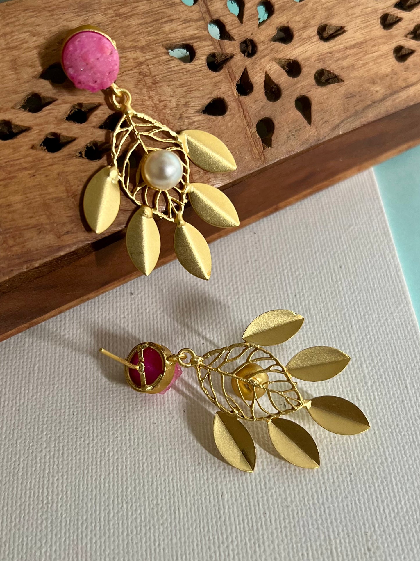 Leafy Pattern Trendy Gold Brass Dangler Earrings DB-BR1300Z