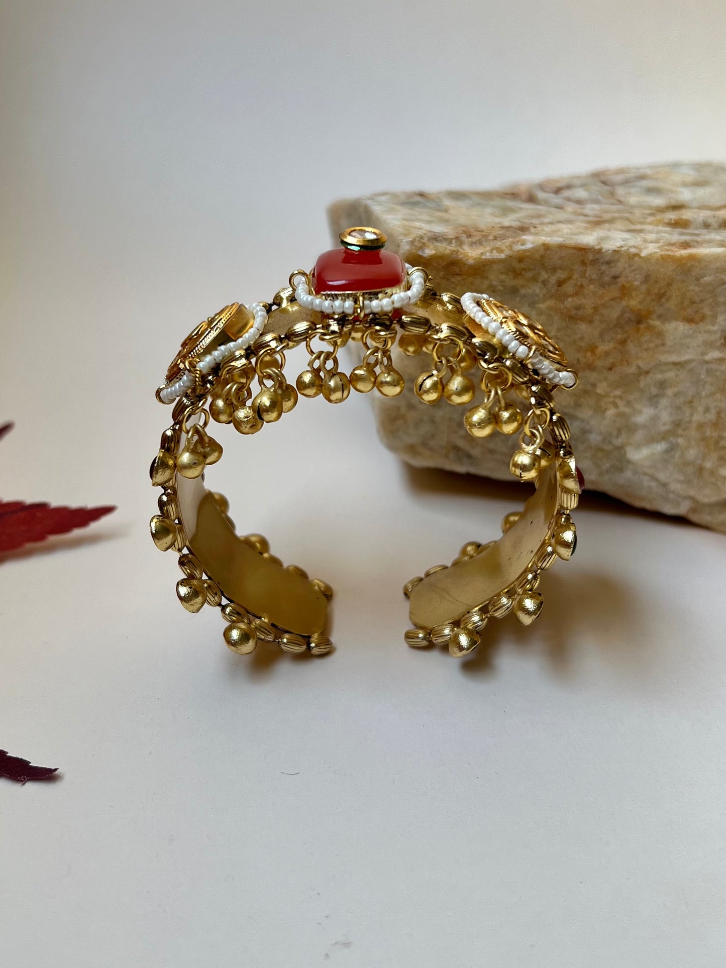Handcrafted Kundan Golden Bracelet/Kada DB-GP11200Z