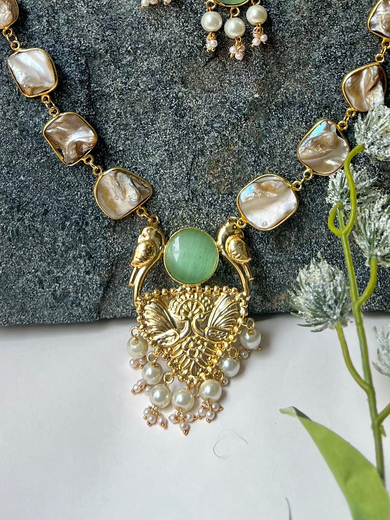 HANDCRAFTED SEMI PRECIOUS STONE MOP LONG NECKLACE SET DB-SPS1600Z2