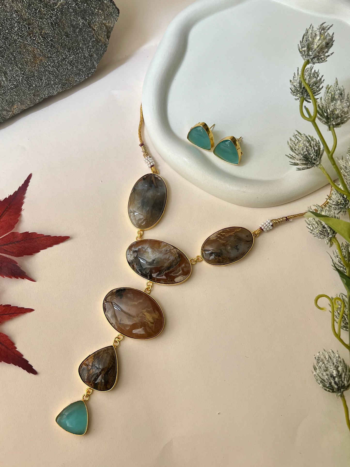 HANDCRAFTED SEMI PRECIOUS STONE NECKLACE SET DB-SPS1960Z2