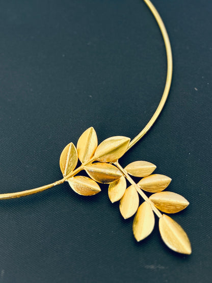 Trendy Leafy Golden Cuff Necklace DB-GP1600Z2