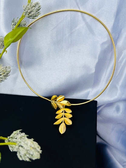 Trendy Leafy Golden Cuff Necklace DB-GP1600Z2