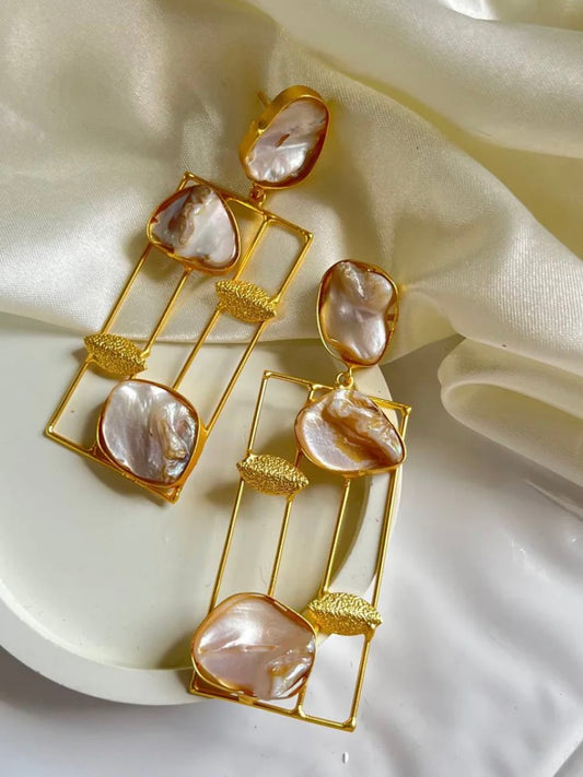 Gold plated Mother of Pearl Brass Earrings DB-GN1372Z26