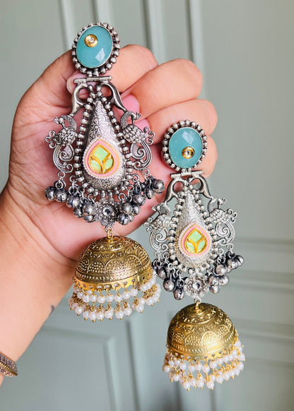 Zeenat Dual Tone Statement Jhumka Earrings DB-GP22000Z2