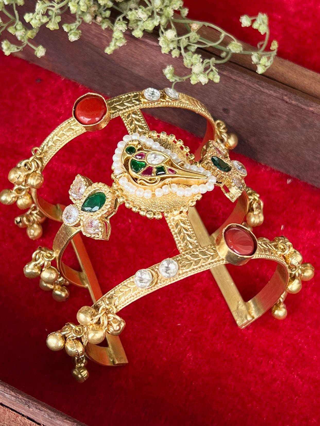 Padmavati Gold Plated Kundan Kada DB-GP12000Z2