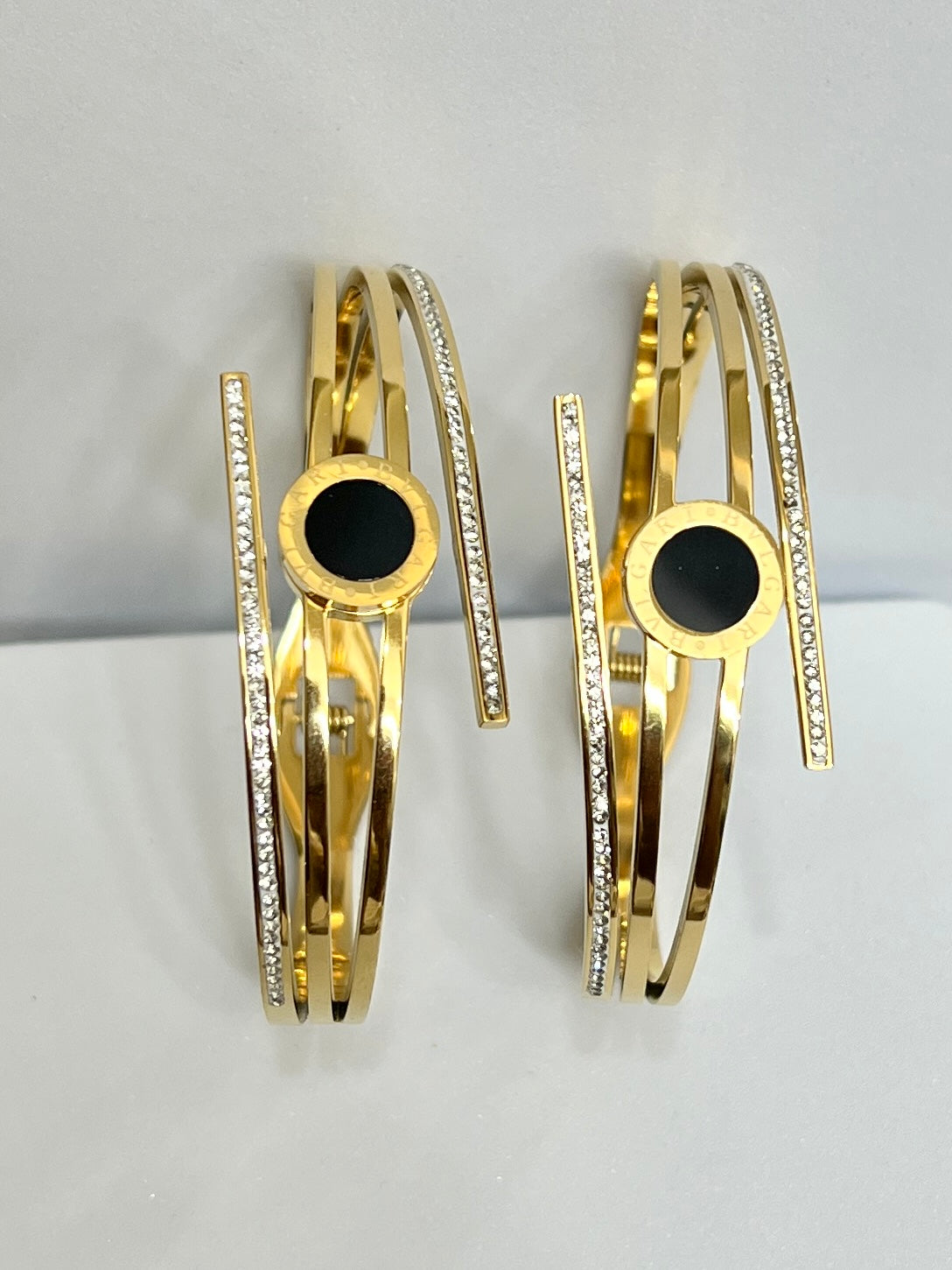 Nova Oval Bangle Bracelet