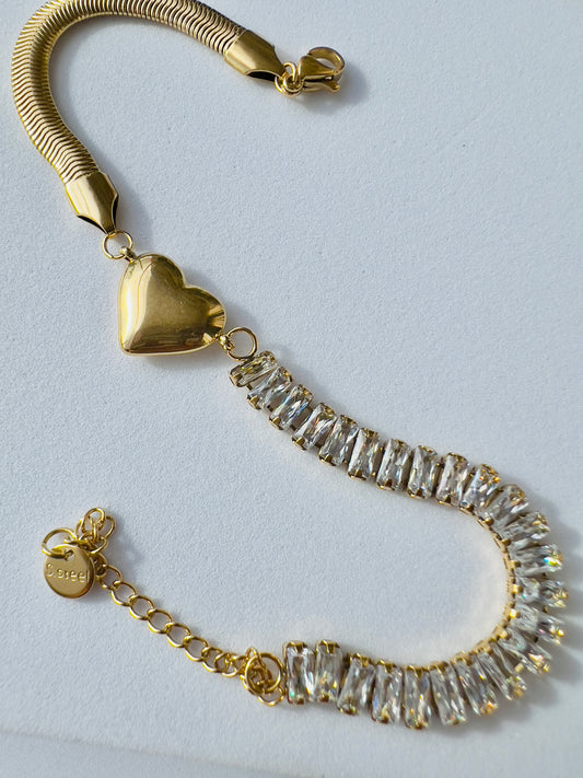 Helly Heart shape Crystal Bracelet