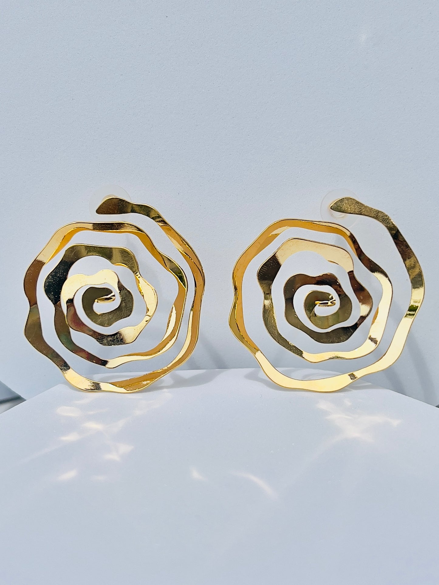 Rubina Designer Golden Earring DB-GP1900Z2