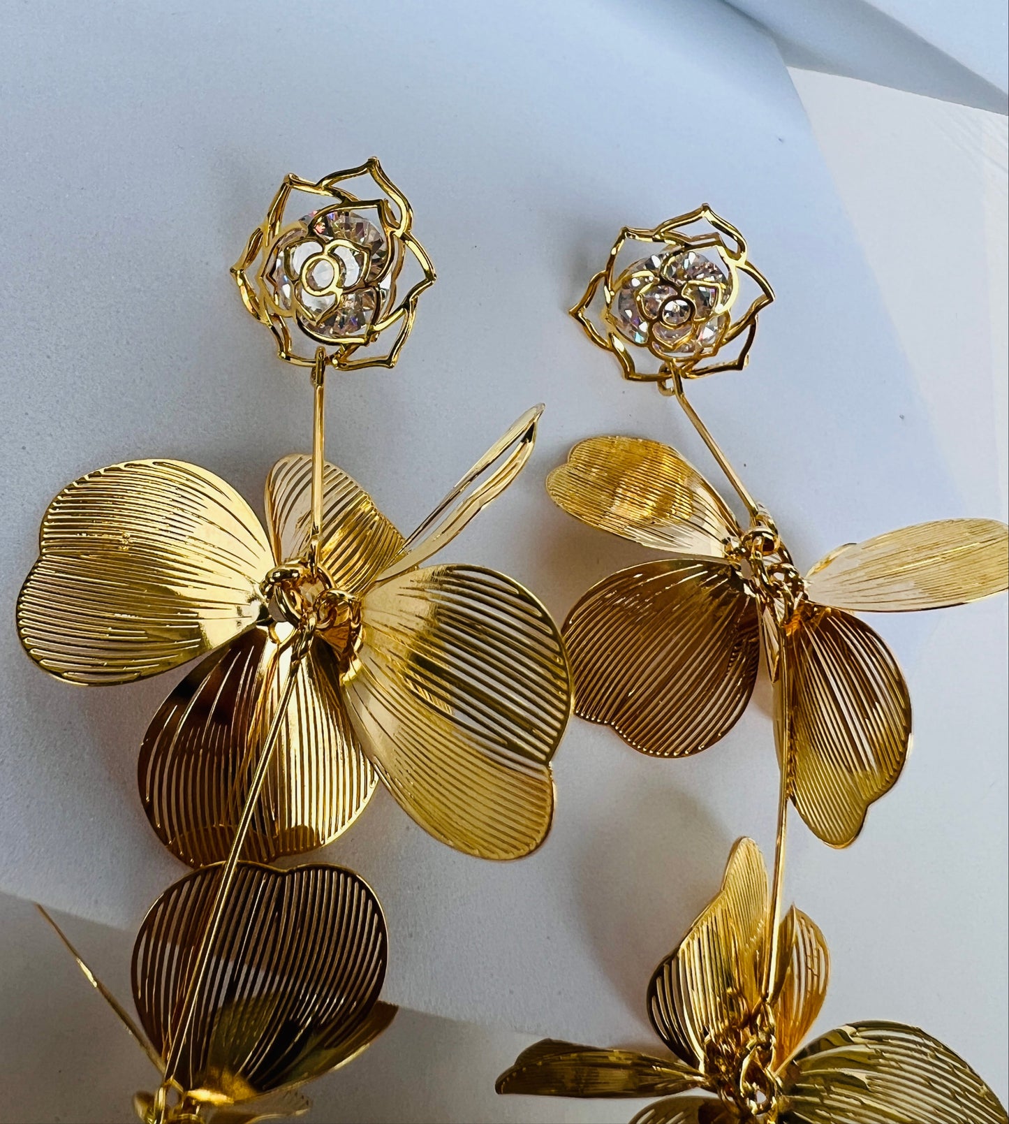 Flower Petals Dangler Earring DB-GP1850Z2