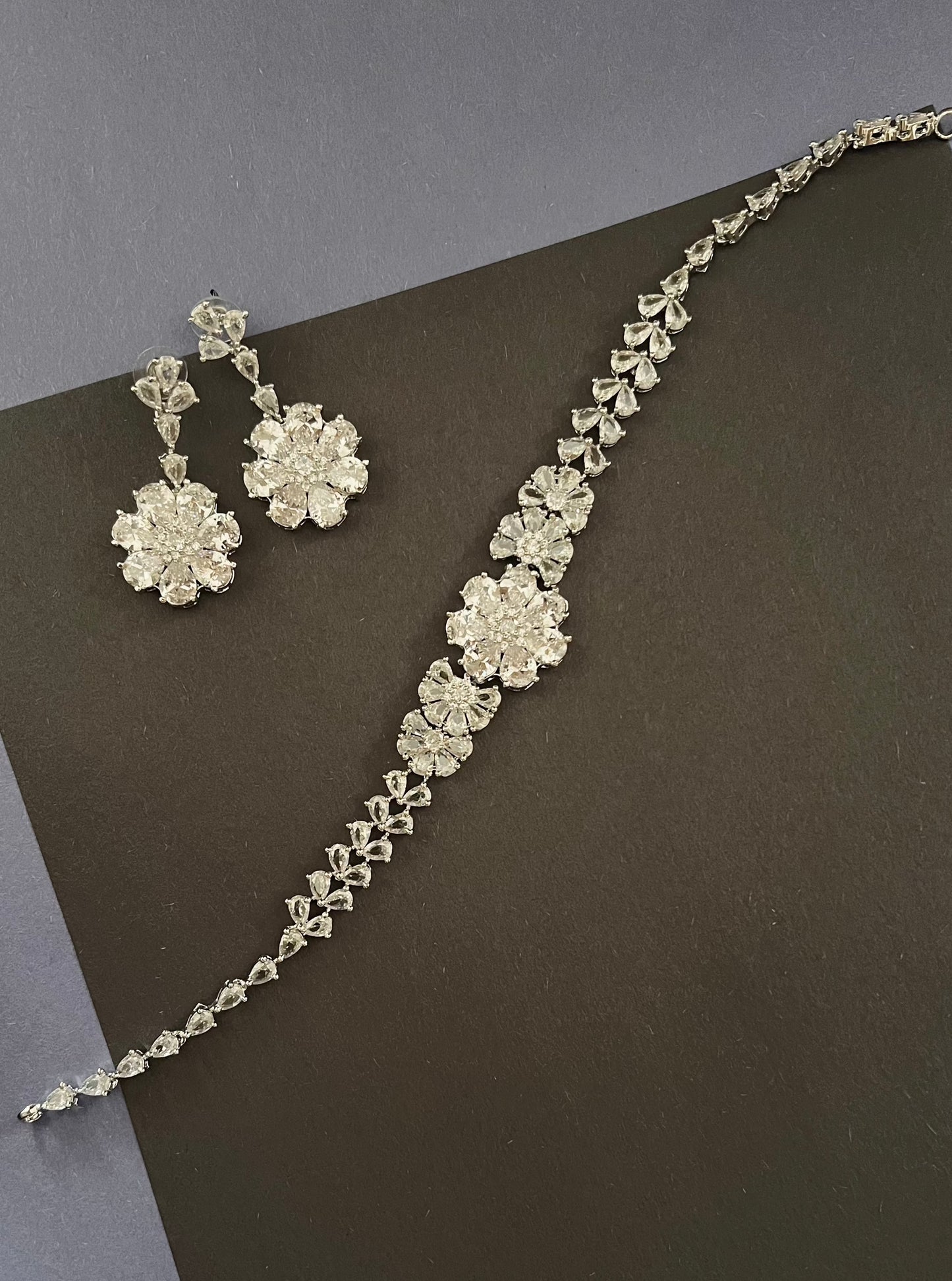 Flower pattern White Zircon Necklace DB-AD11875Z2