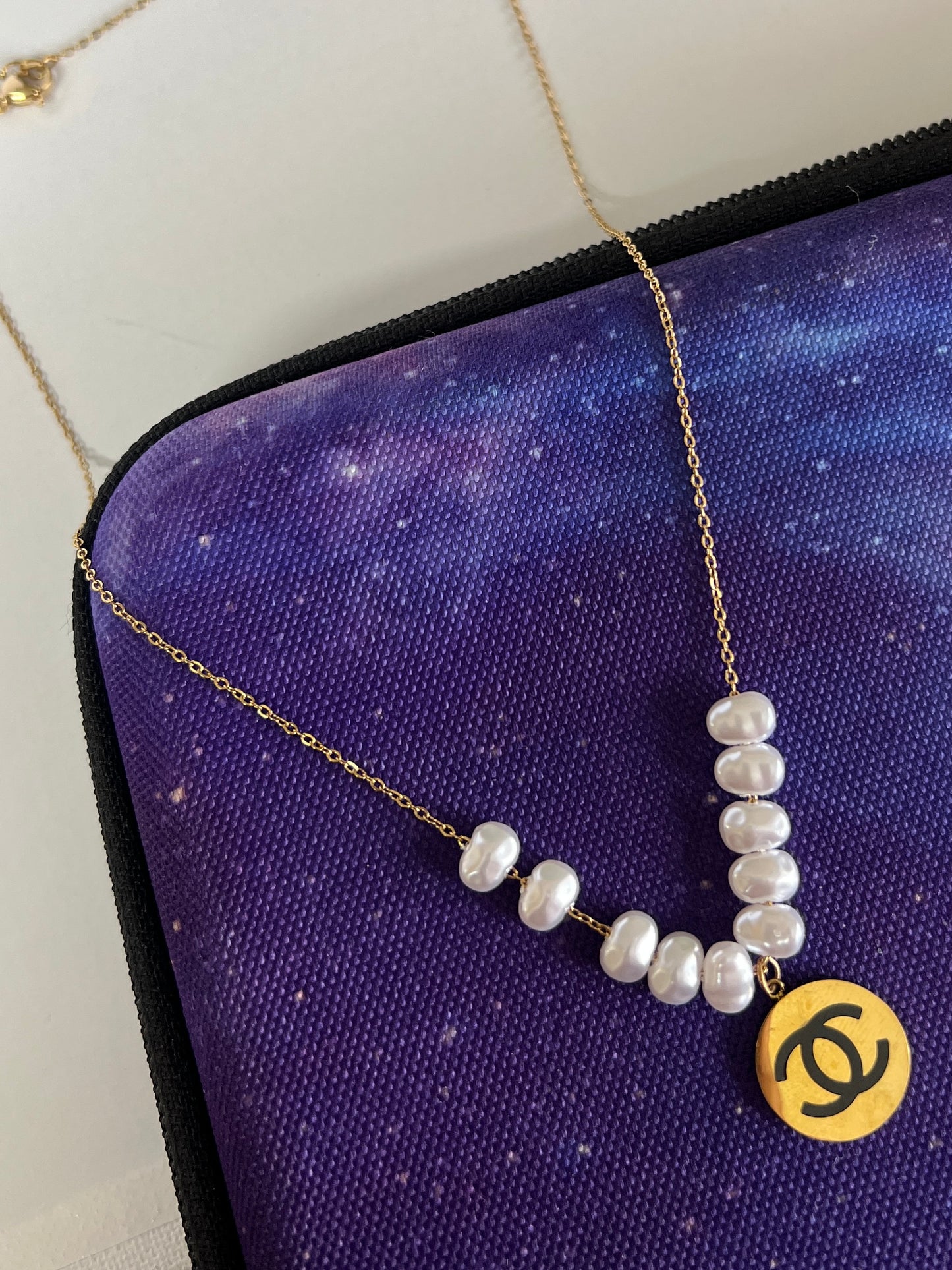 Lisa Pearl Pendant Necklace