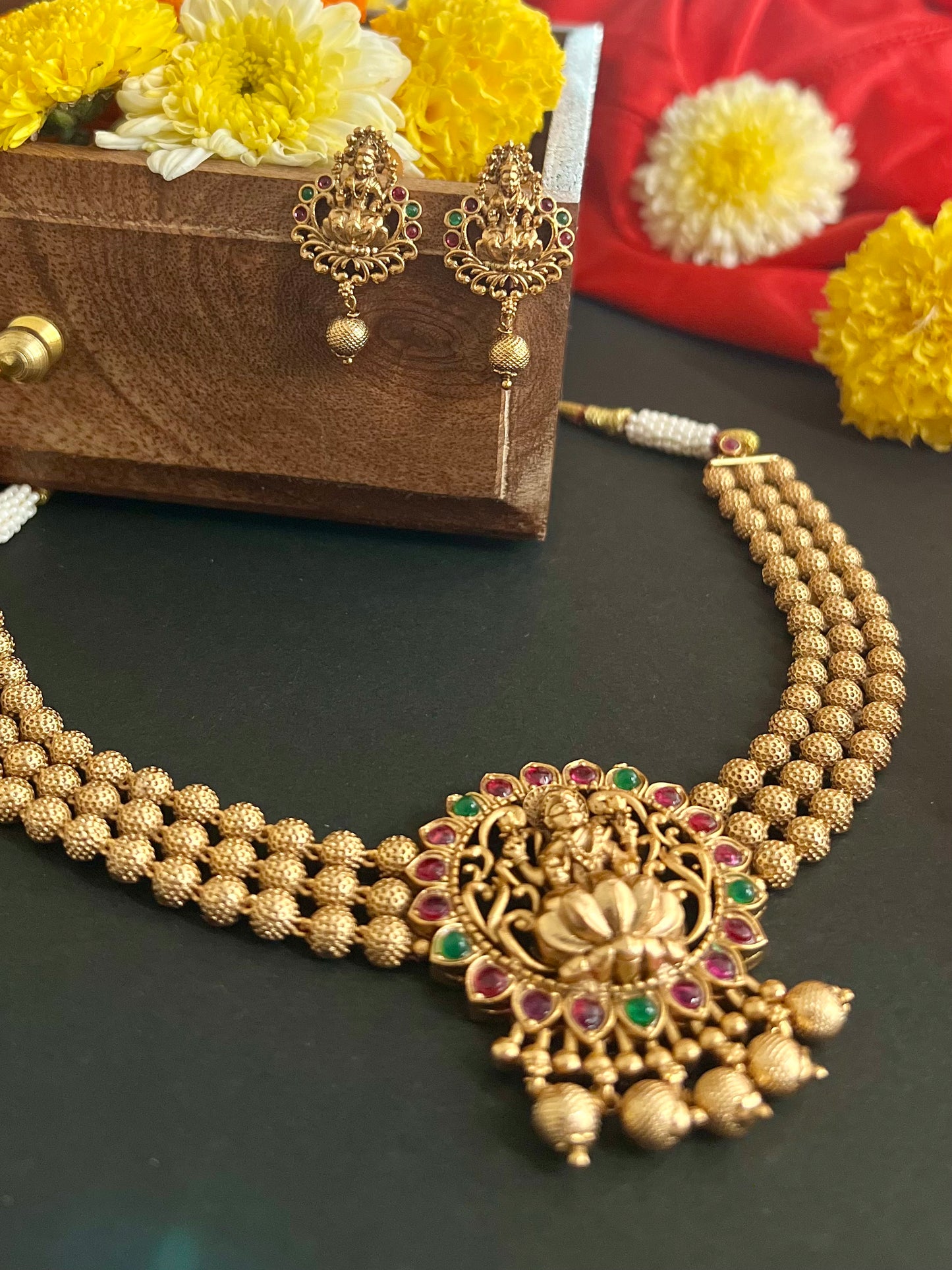 Gold Plated Beads Beaded Laxmi Temple Jewellery Set DB-GN12308Z5