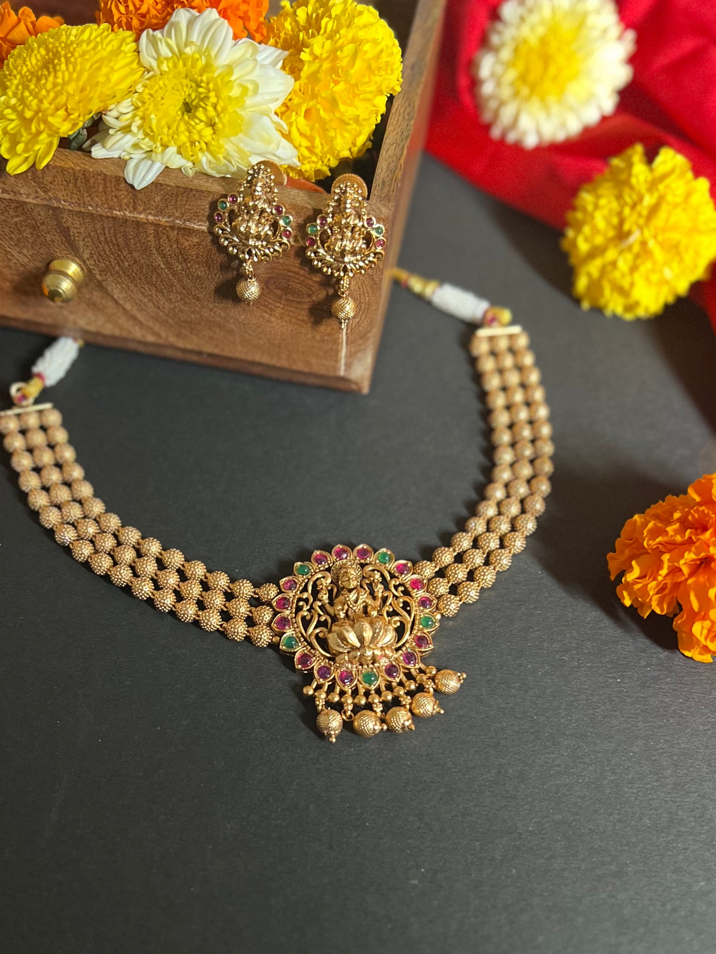 Gold Plated Beads Beaded Laxmi Temple Jewellery Set DB-GN12308Z5