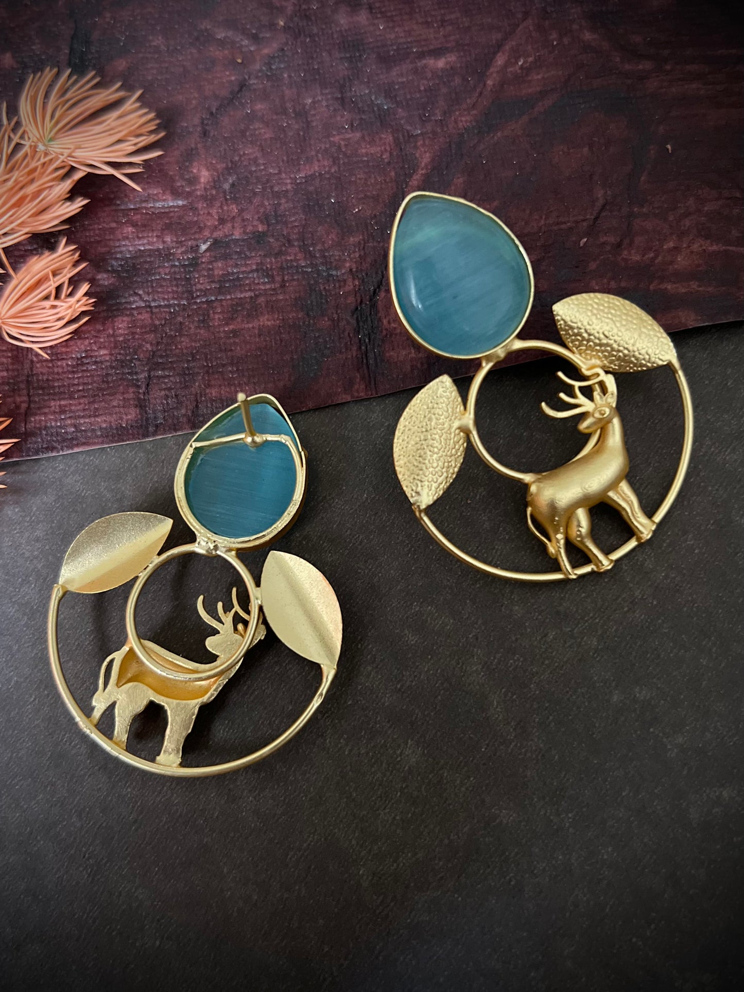 Hiran Brass Blue earrings DB-BRS1300Z4