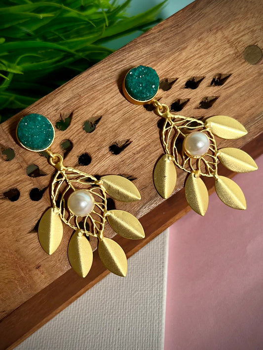 Leafy Pattern Trendy Gold Brass Dangler Earrings DB-BR1300Z