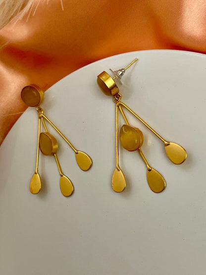 Trendy Teardrop Golden Brass Earrings DB-BR13002Z