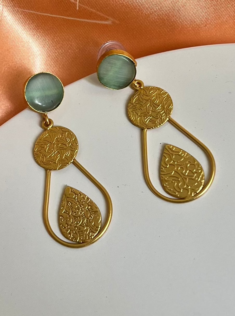 Trendy Golden Brass Earrings DB-BR1200Z